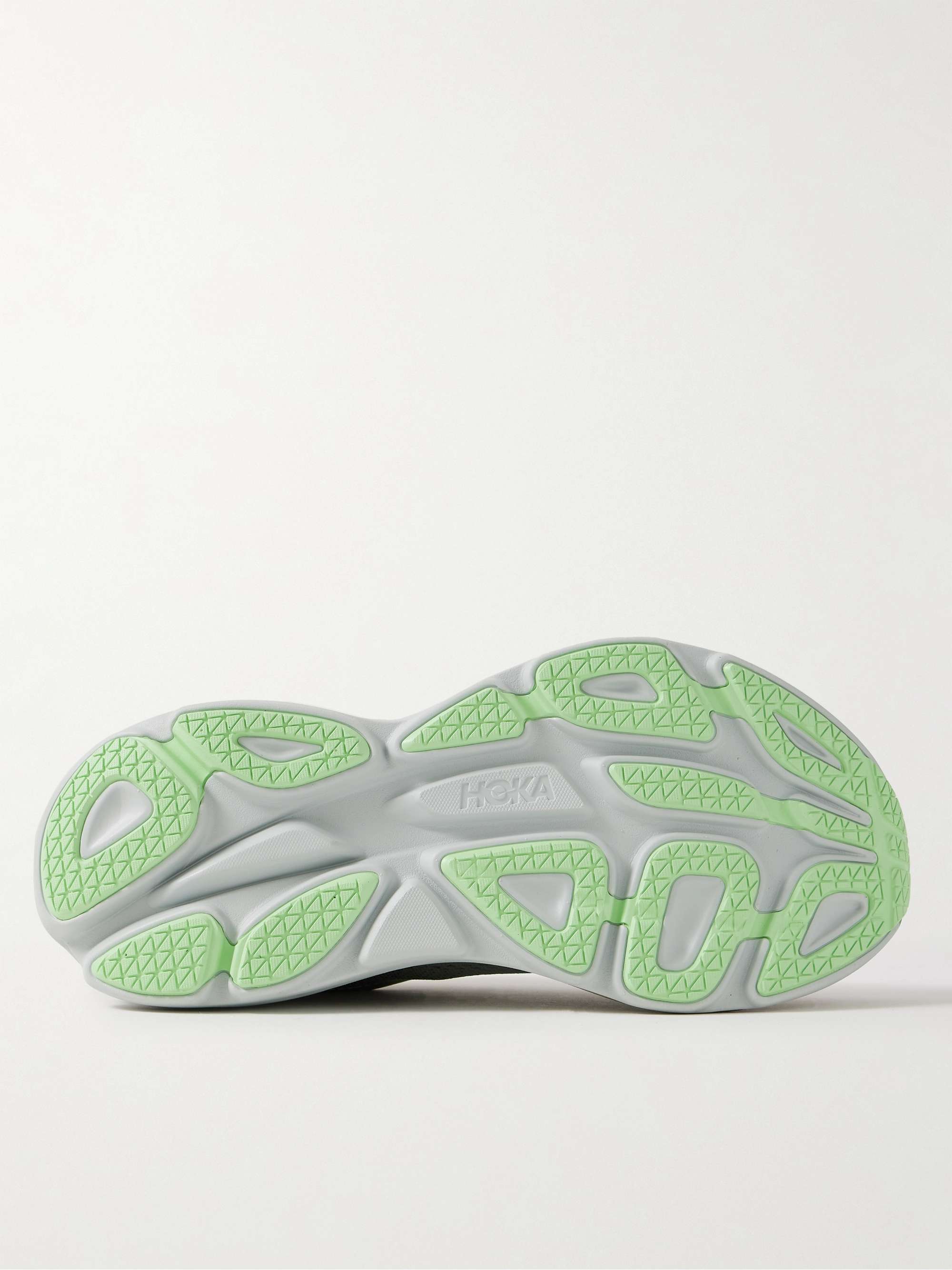 HOKA ONE ONE 