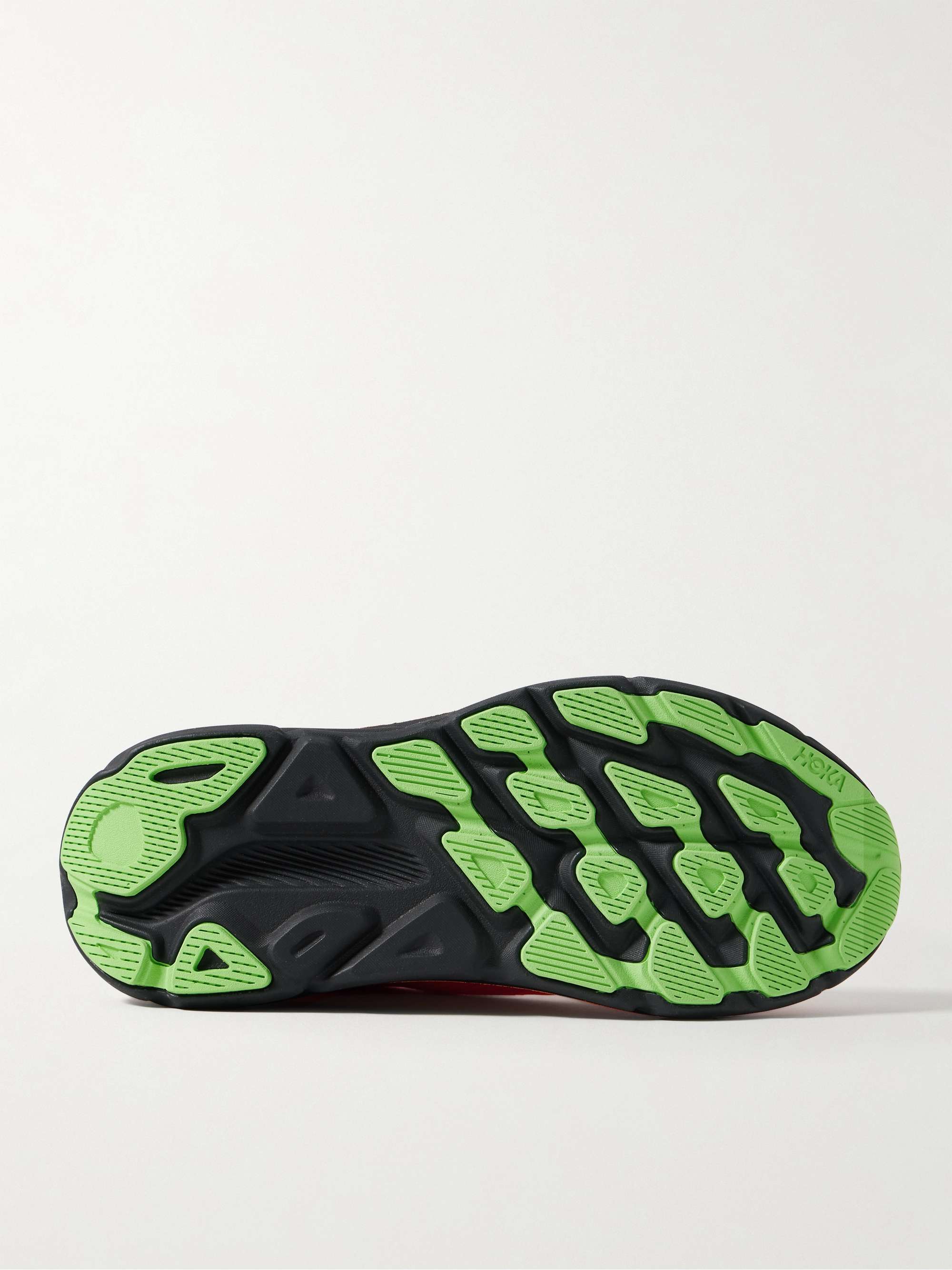 HOKA ONE ONE 