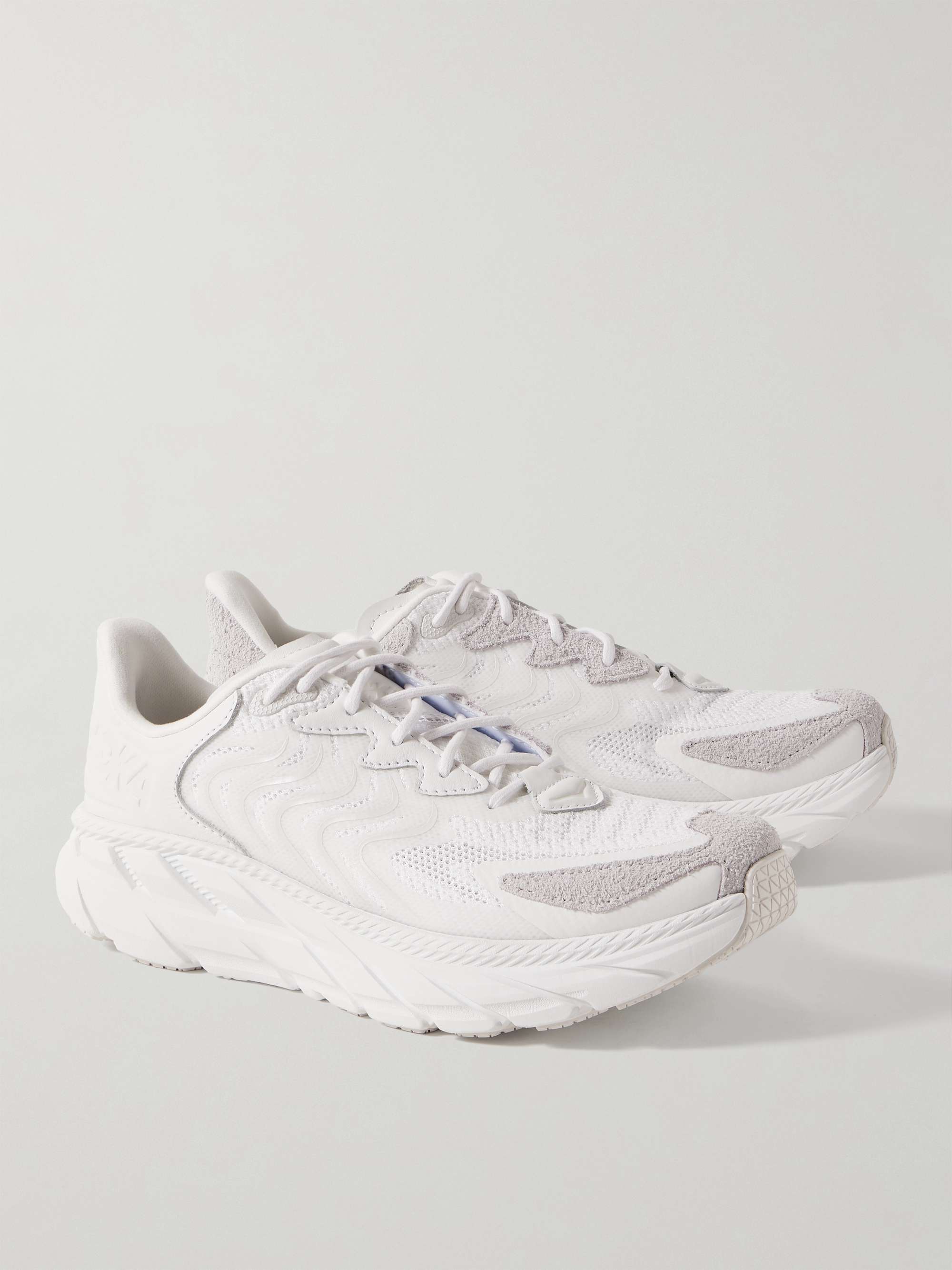 HOKA ONE ONE 