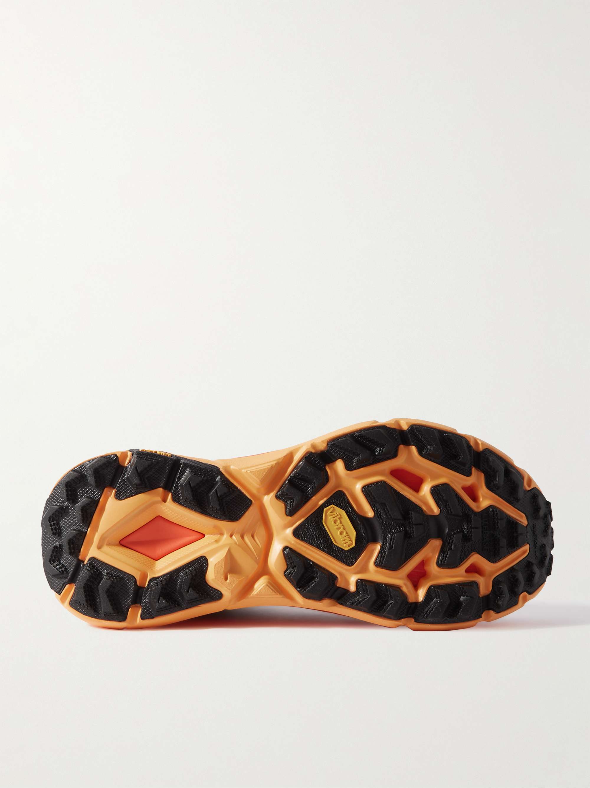 HOKA ONE ONE 