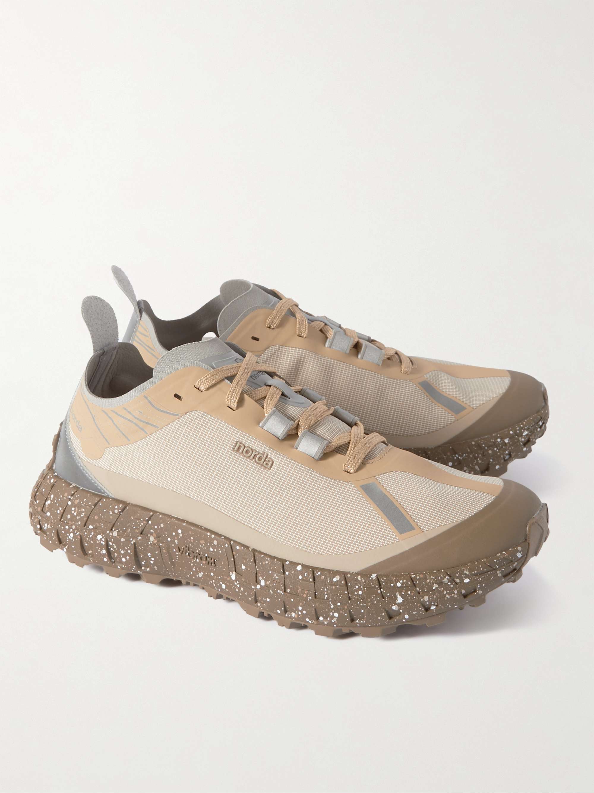 NORDA 001 Mesh Running Sneakers