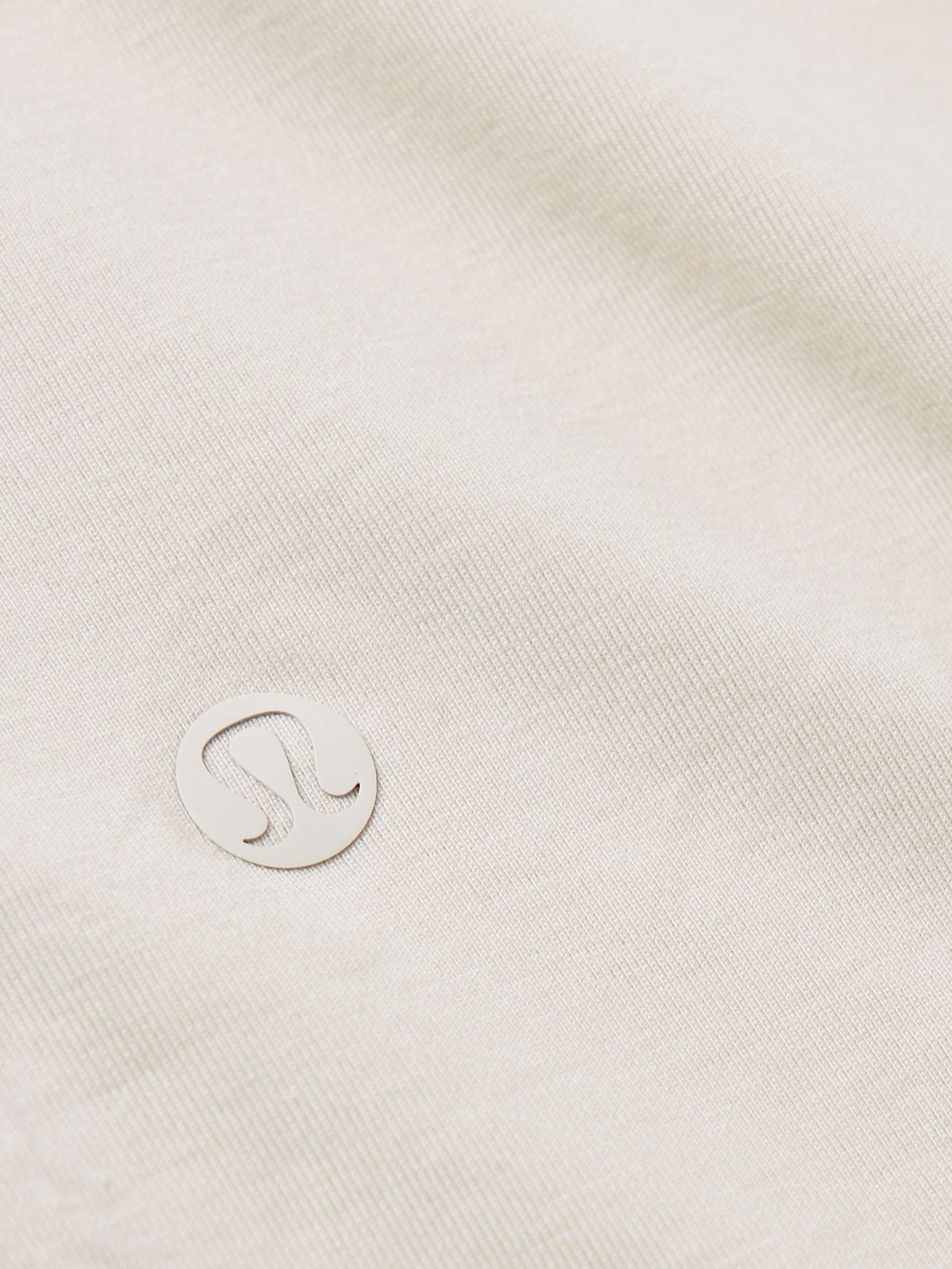 LULULEMON 