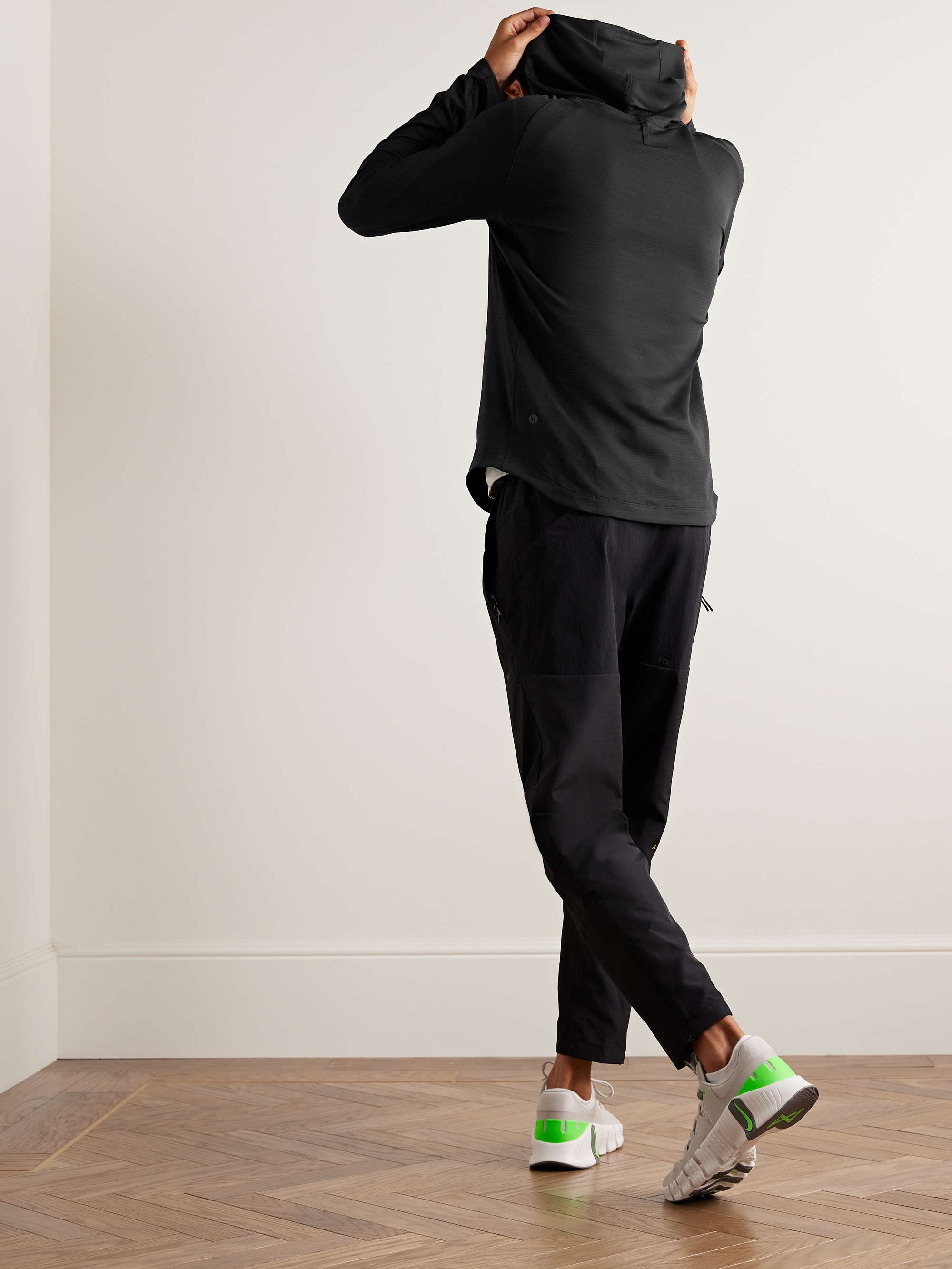 LULULEMON 