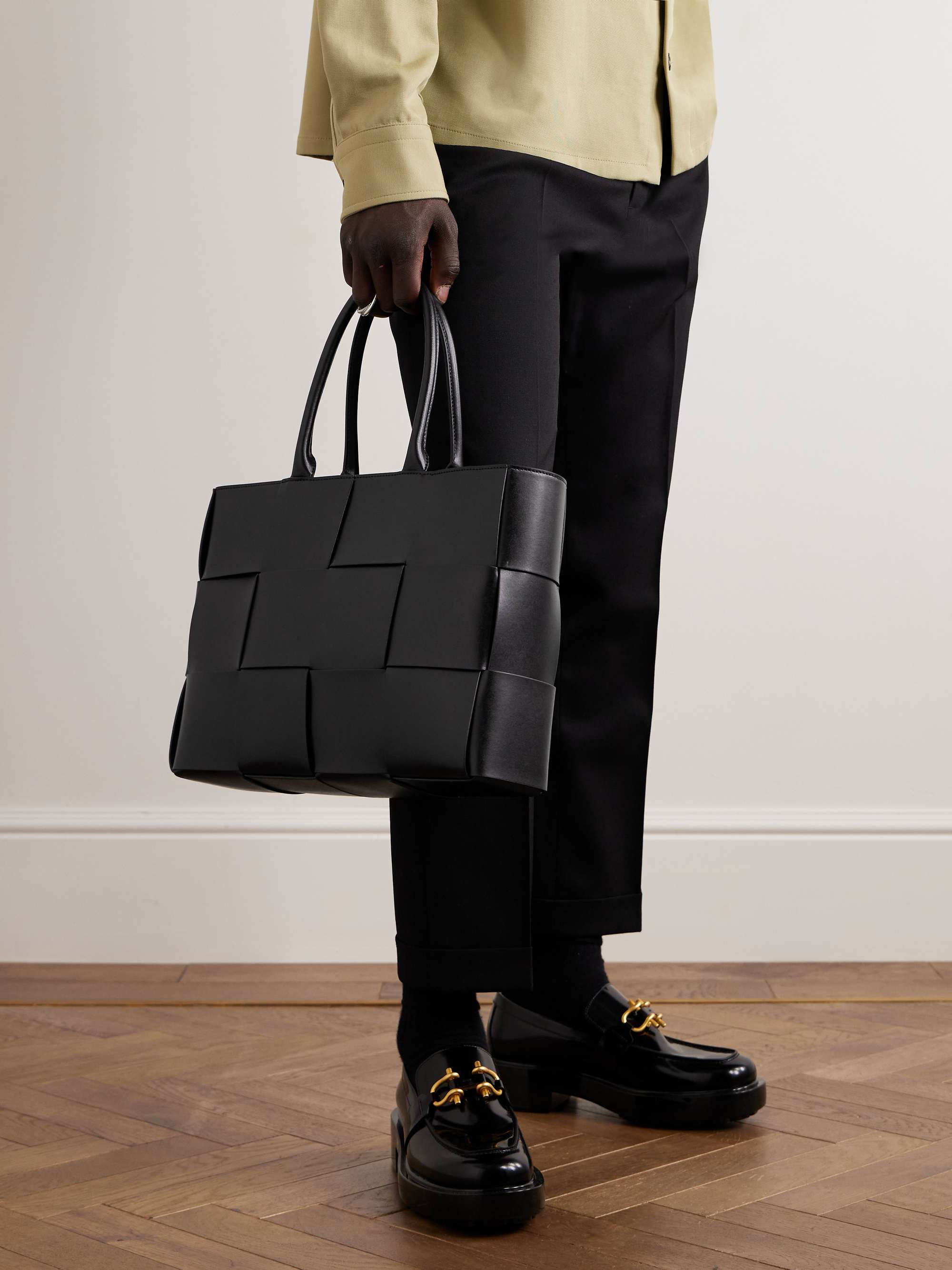 Bottega Veneta Men's Medium Classic Intrecciato Tote Bag