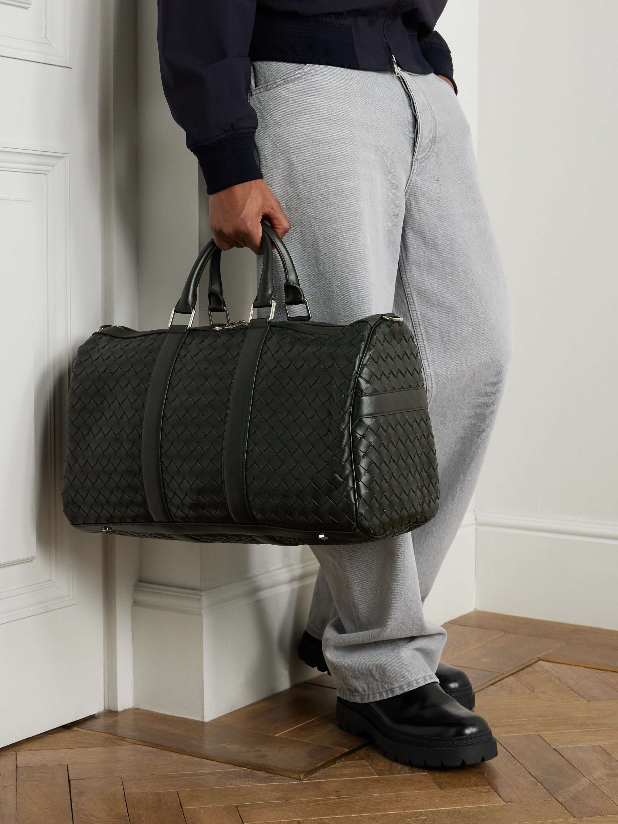 BOTTEGA VENETA 인트레치아토 가죽 더플 백