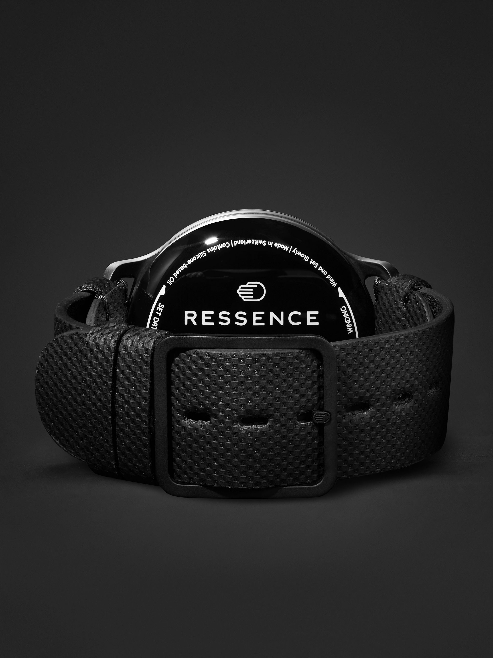 RESSENCE 