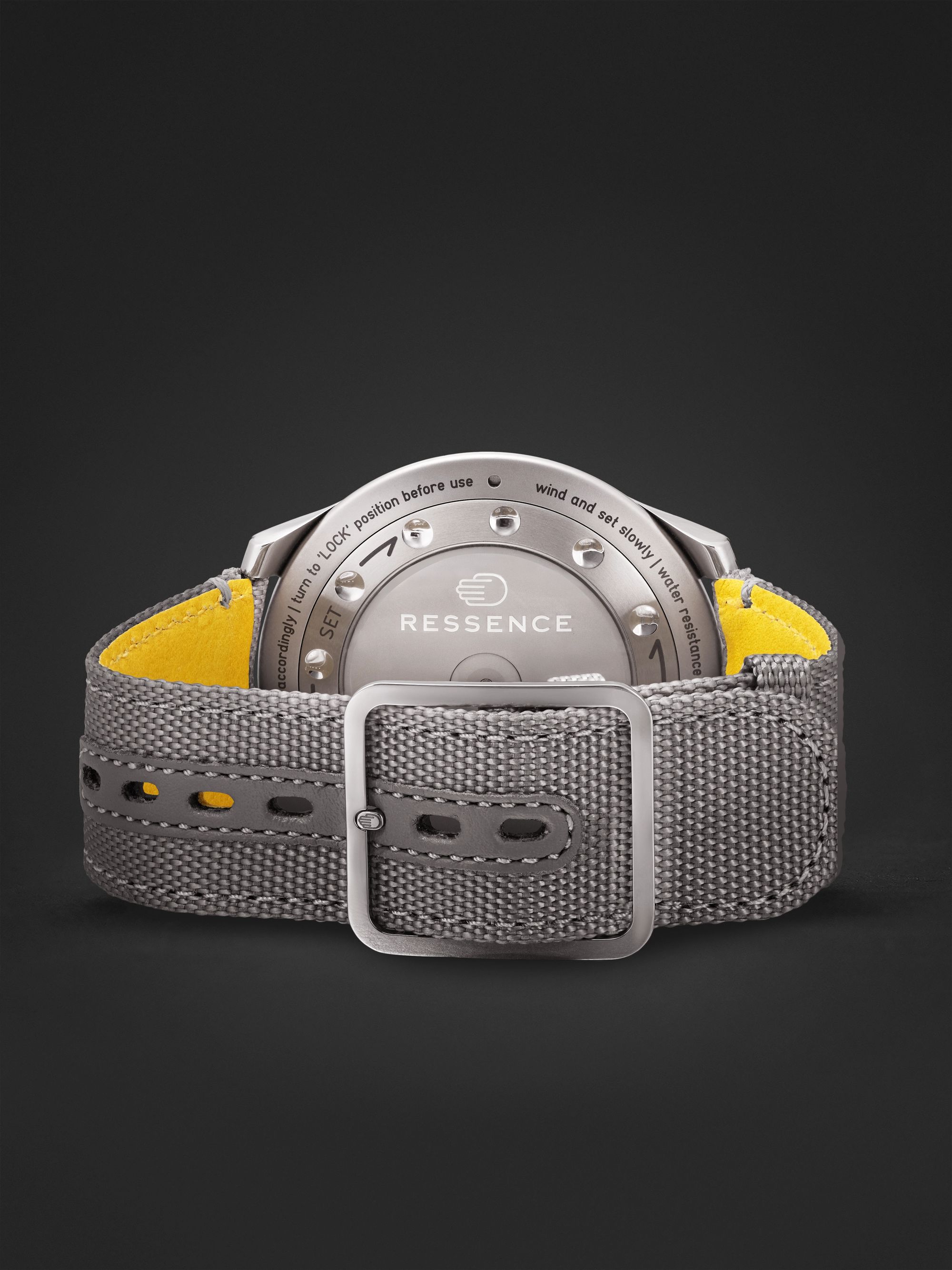 RESSENCE 