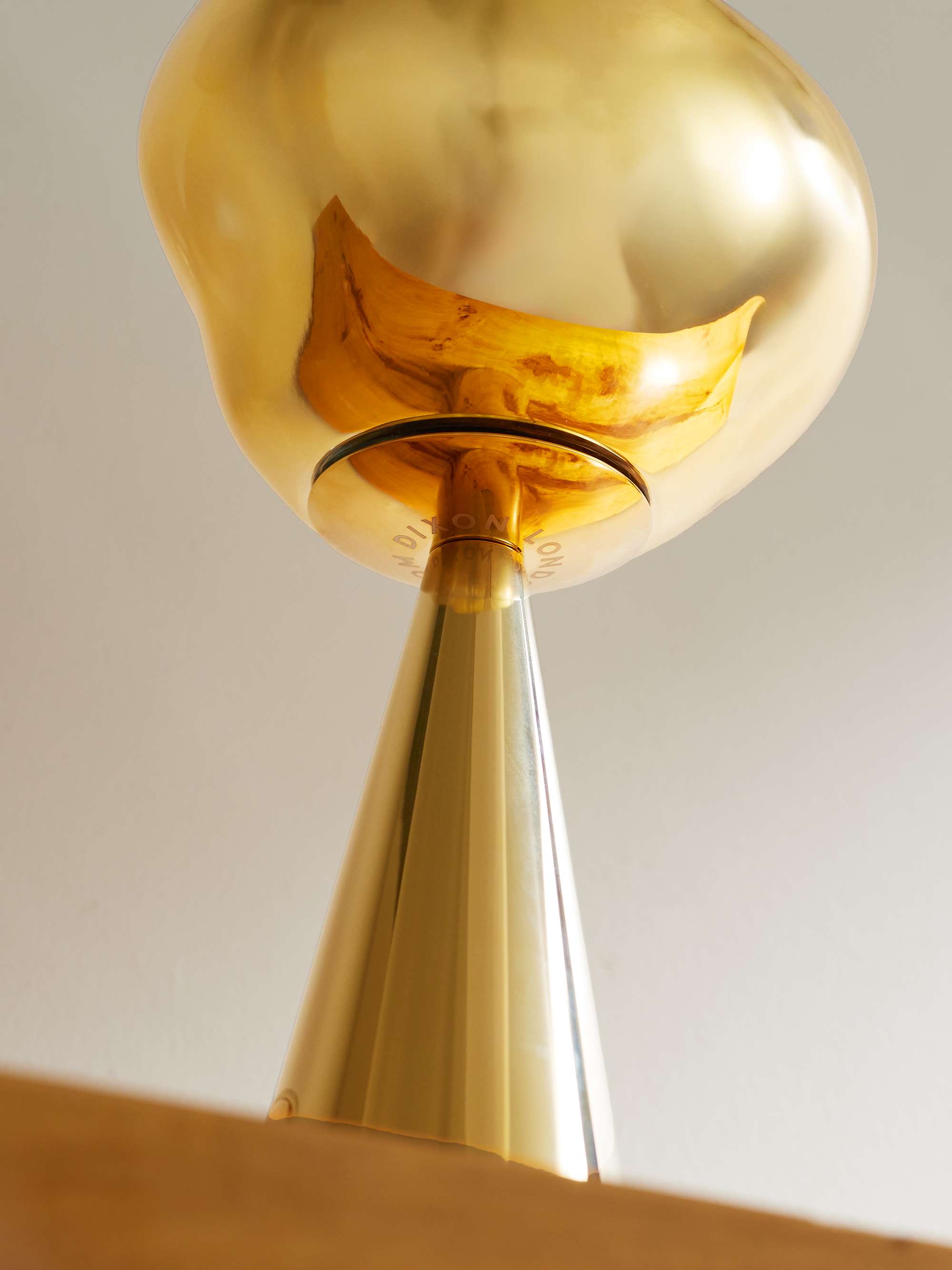 TOM DIXON 