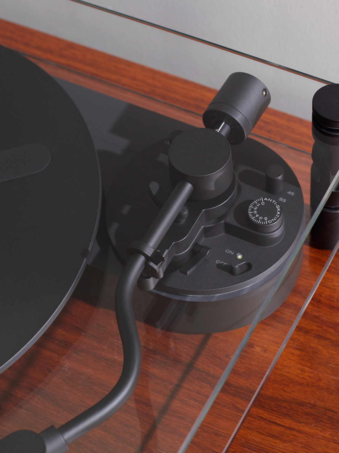  Transparent Speaker - Transparent Turntable - Men - Black 