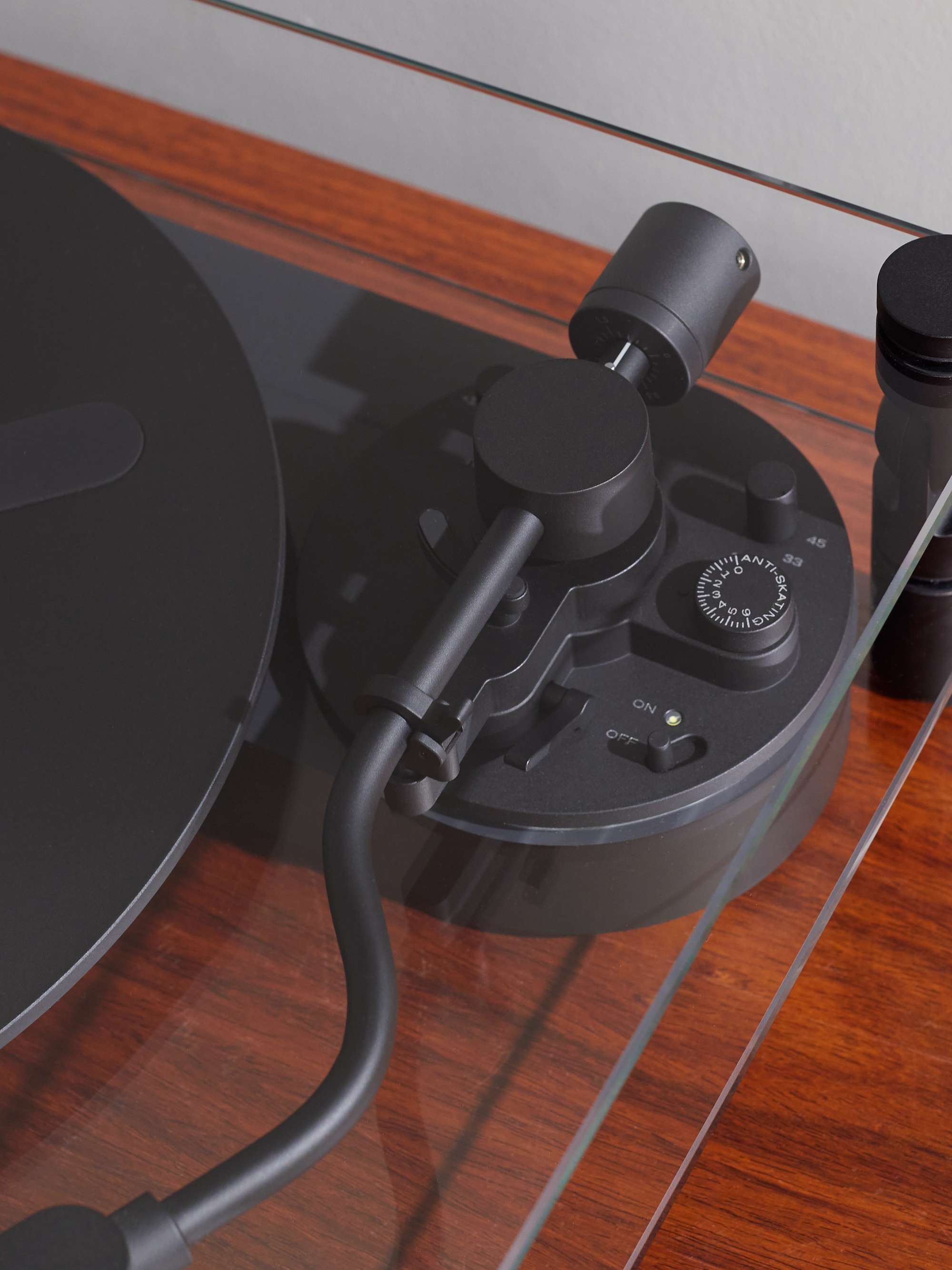 TRANSPARENT SPEAKER 