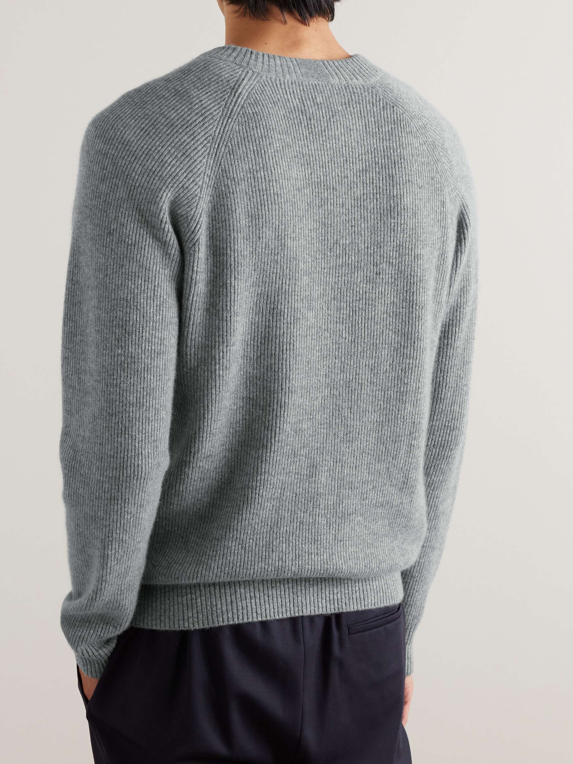 ALLUDE 