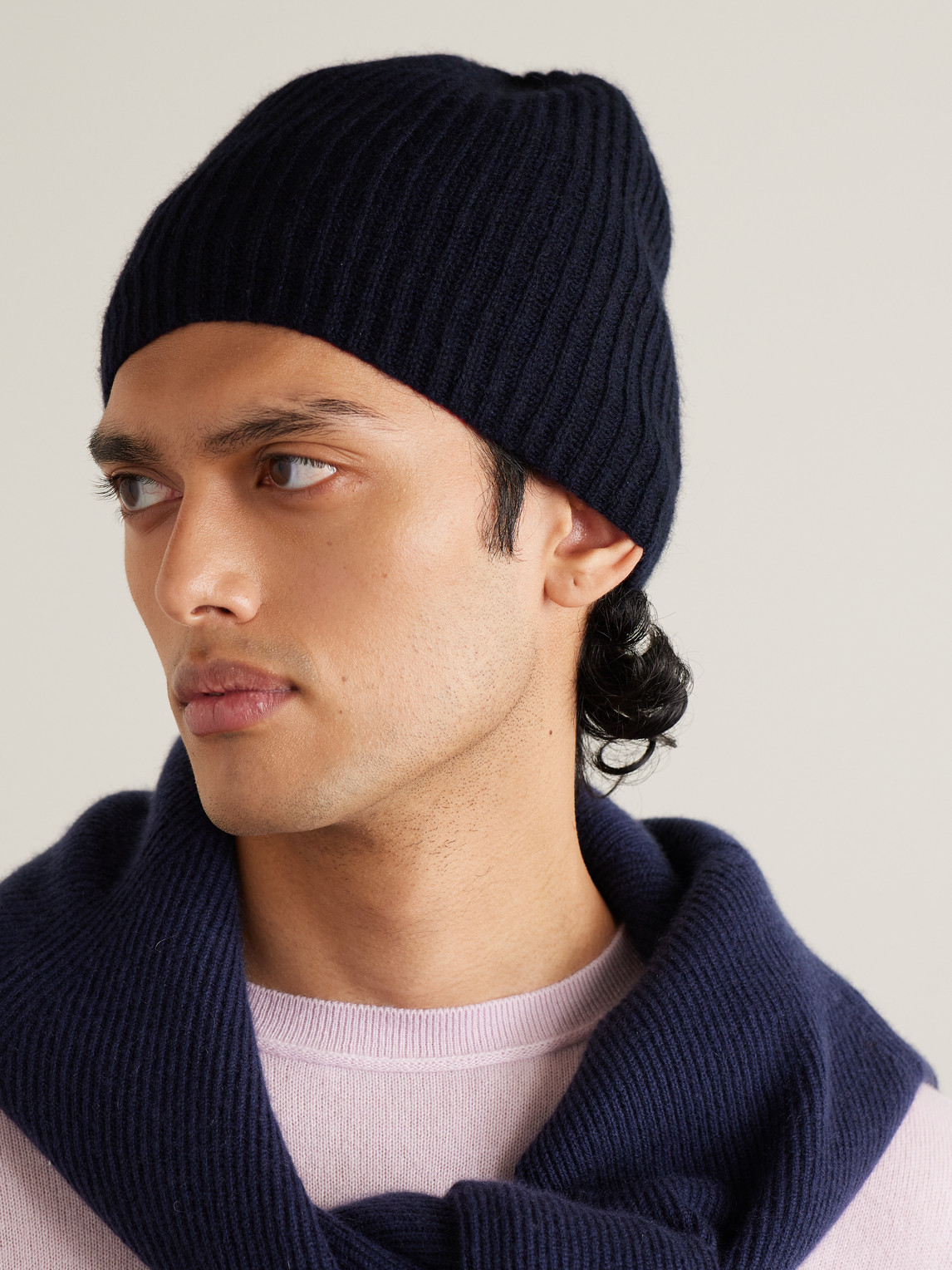Shop Allude Ribbed Cashmere Beanie In Blue