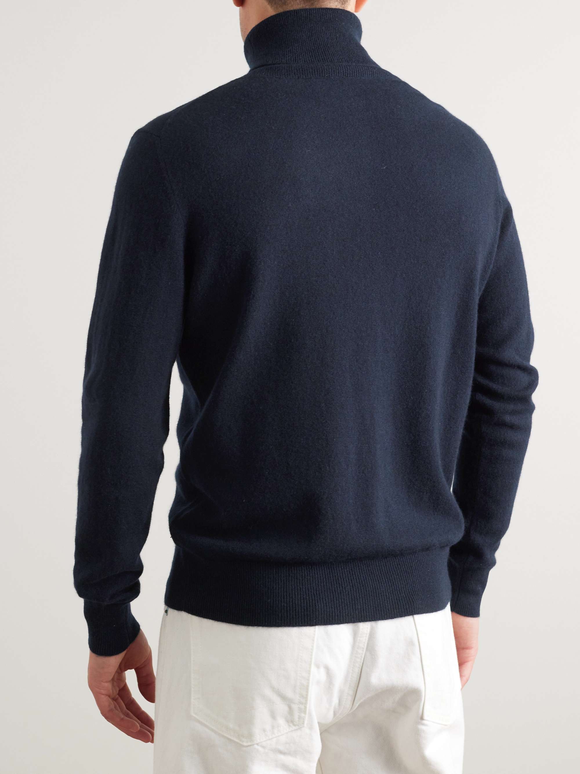 ALLUDE 