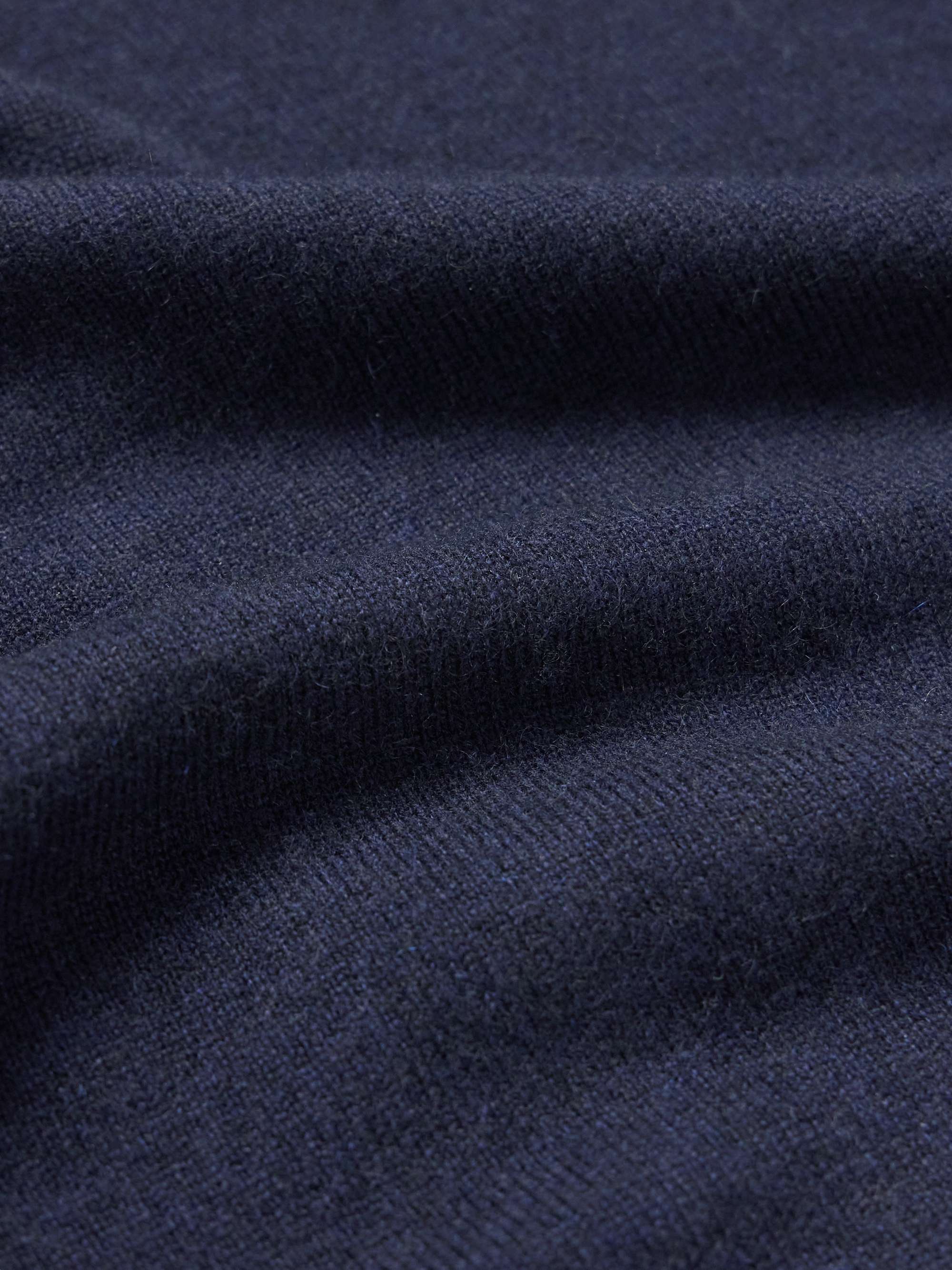 ALLUDE 