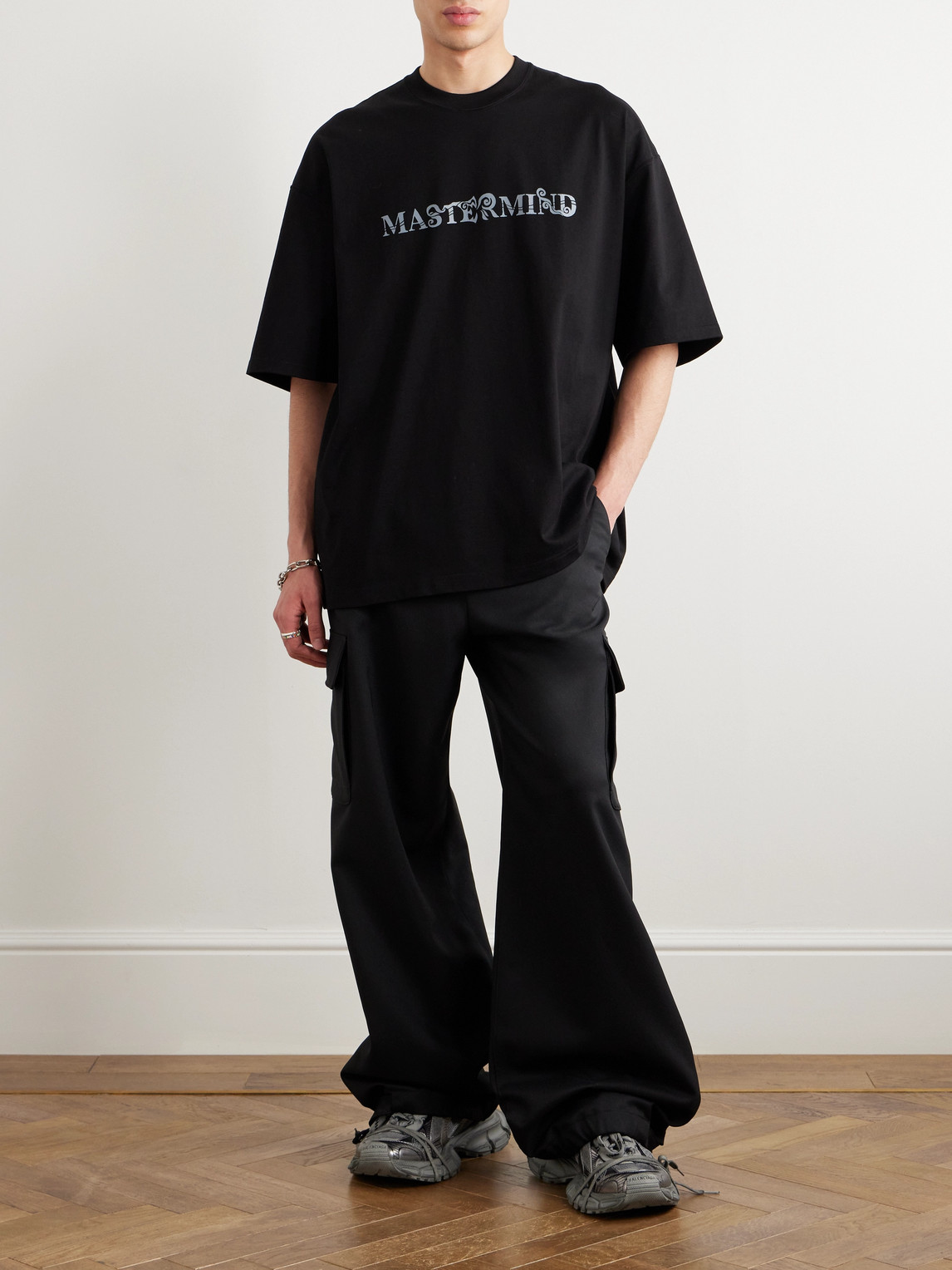 Shop Mastermind Japan Tokyo Revengers Logo-print Cotton-jersey T-shirt In Black