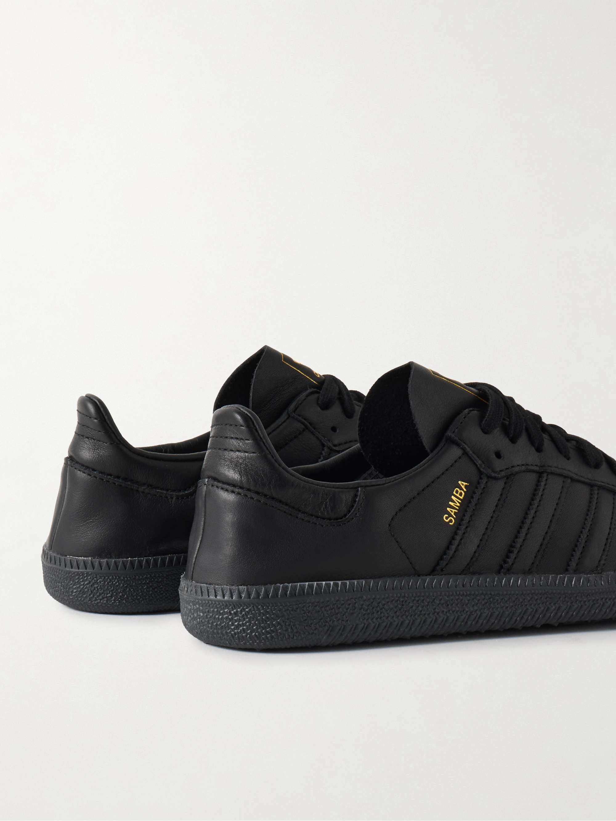 ADIDAS ORIGINALS 
