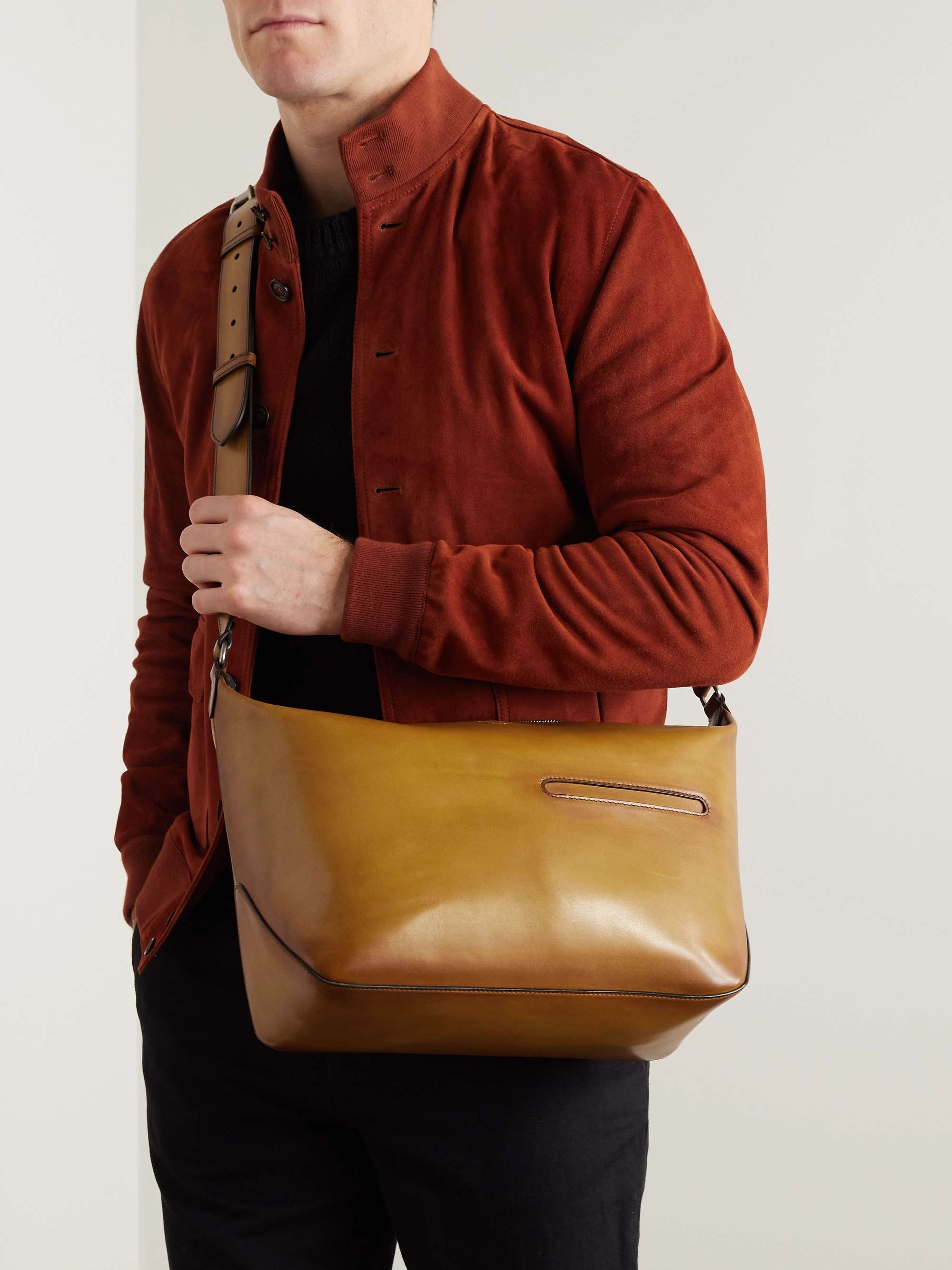 BERLUTI Patina Leather ばかばかしい Shoulder Bag