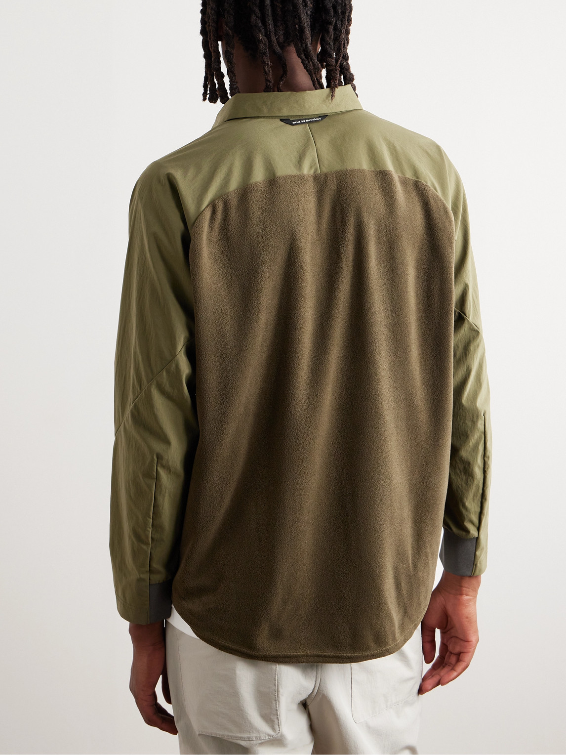 Shop And Wander Logo-print Thermolite® Overshirt In Green