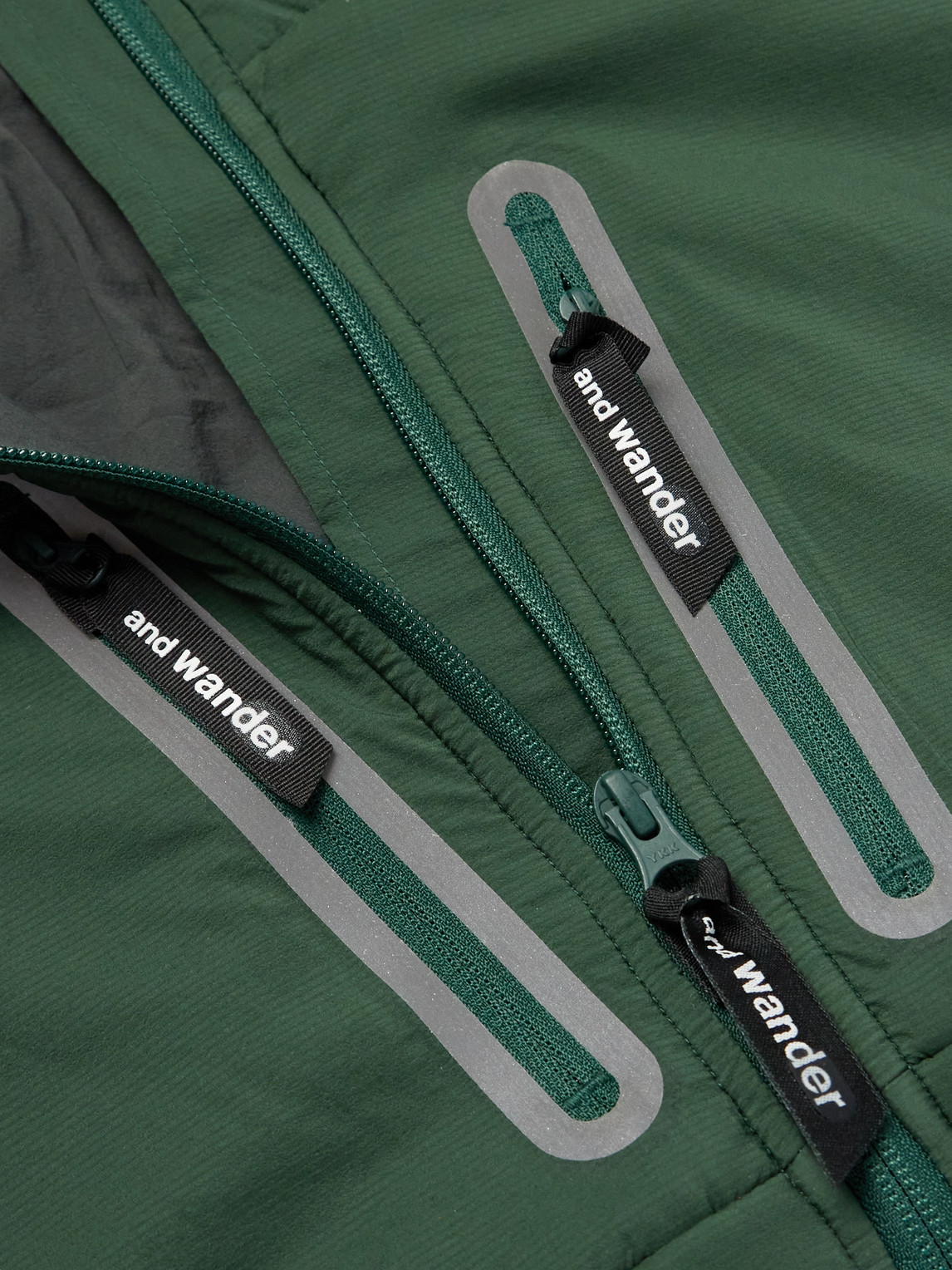 Shop And Wander Alpha Air Logo-print Padded Pertex-ripstop Hooded Jacket In Green