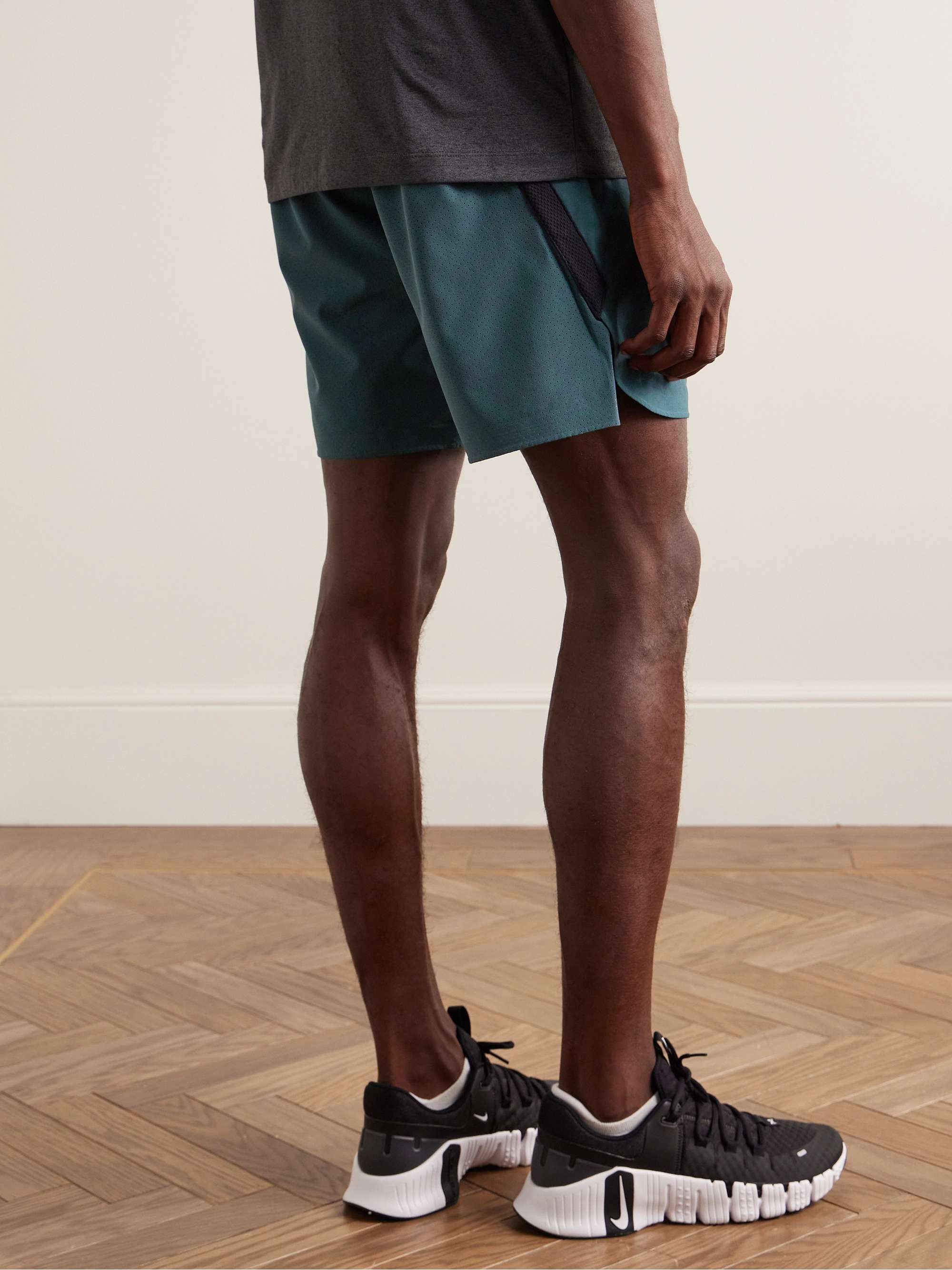 NIKE TRAINING 
