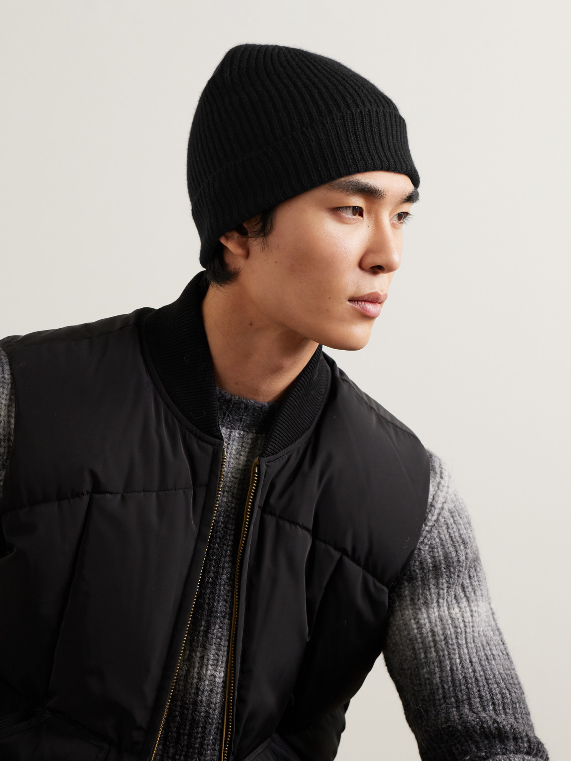 Shop Anderson & Sheppard Ribbed Cashmere Beanie In Black