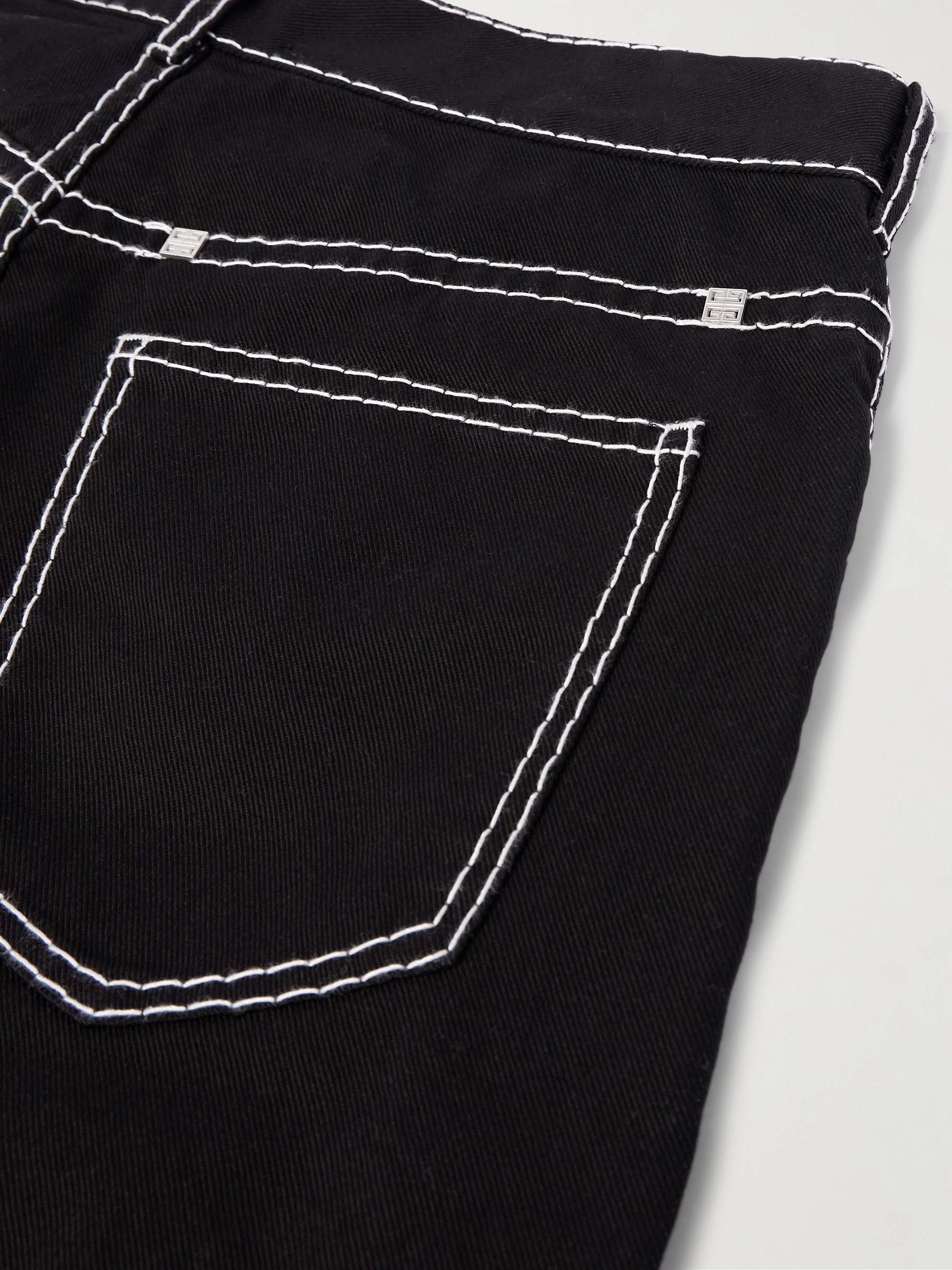GIVENCHY 