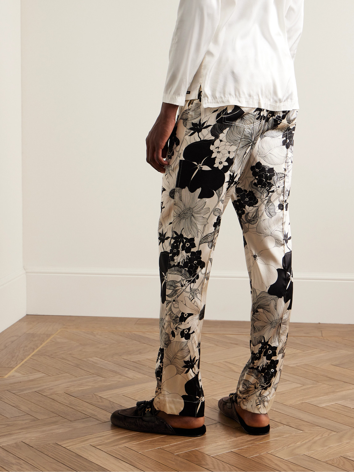 Shop Tom Ford Straight-leg Velvet-trimmed Printed Stretch-silk Pyjama Trousers In White