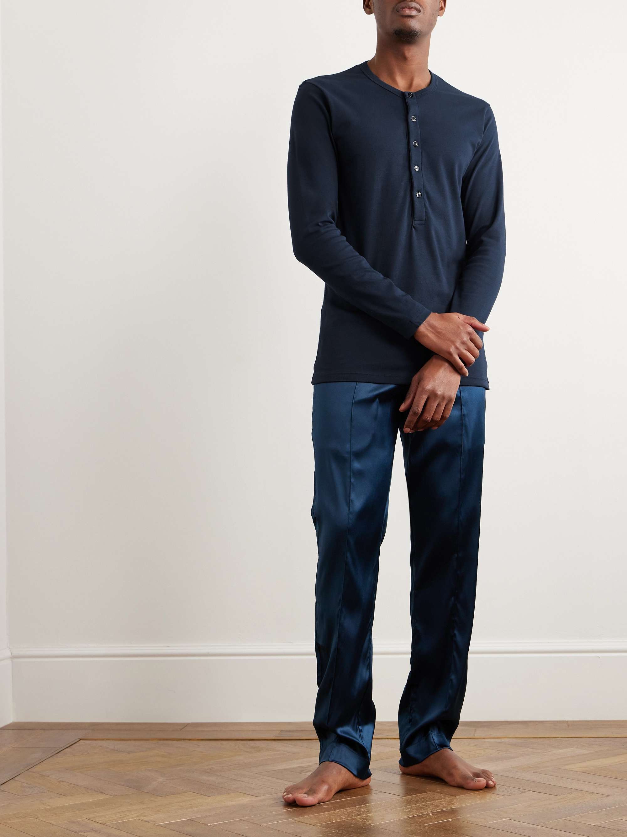 T shirt online pyjama