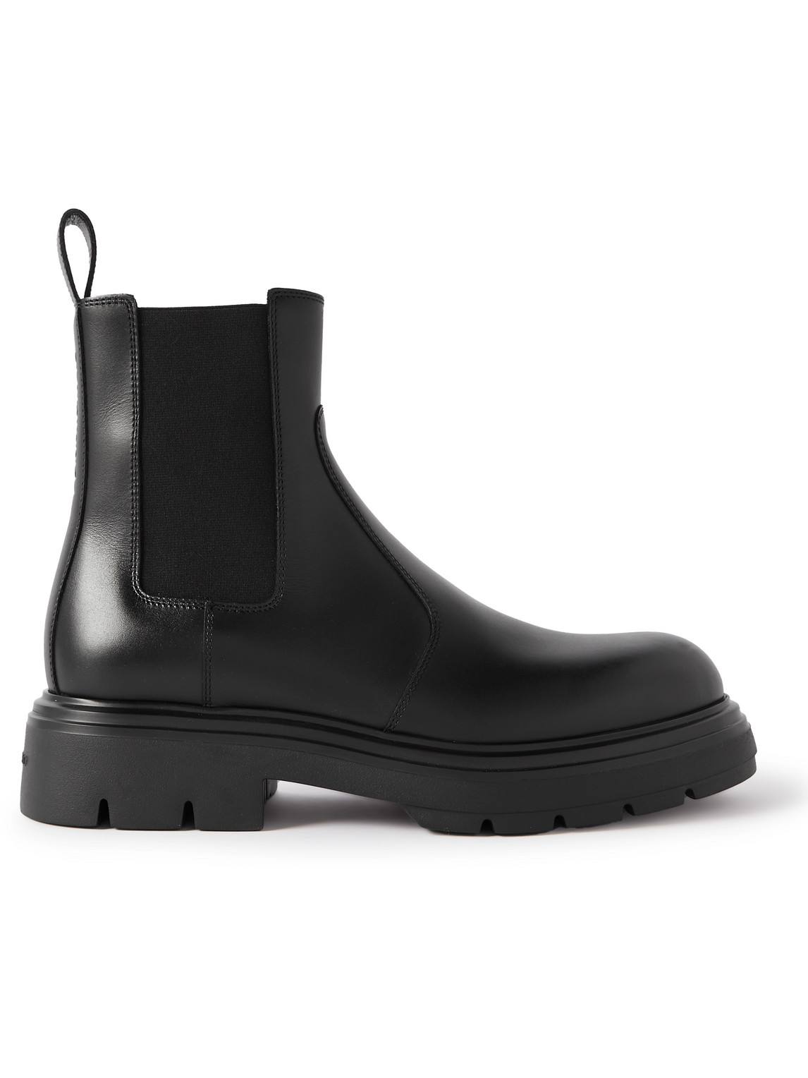 Ferragamo Devis Leather Chelsea Boots In Black