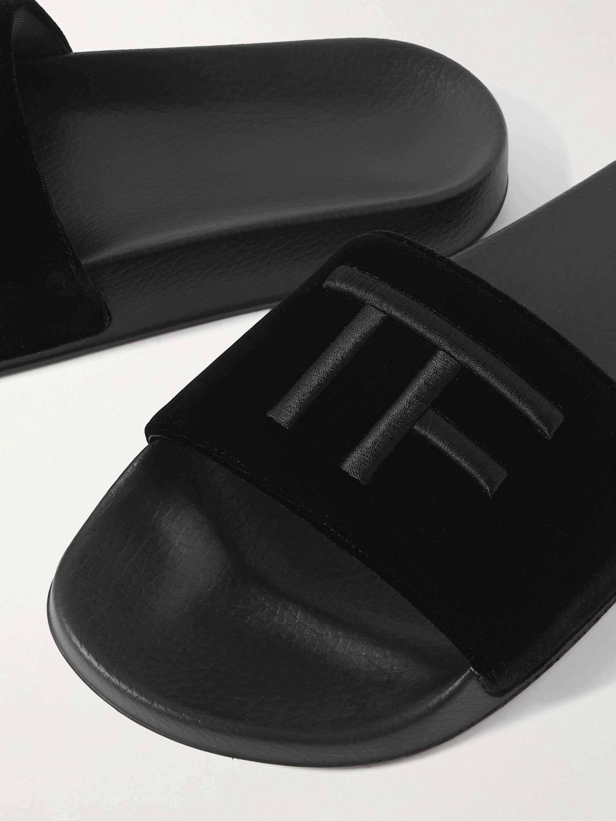 TOM FORD 