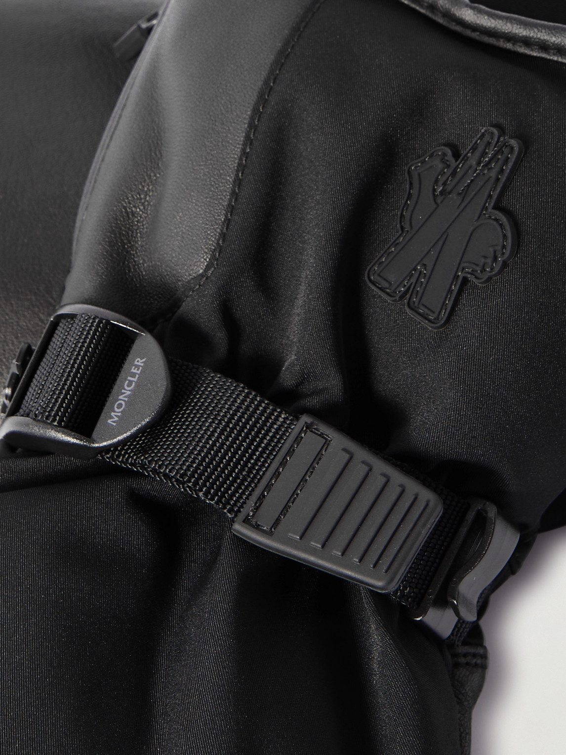 Moncler Logo-appliquéd Leather-trimmed Ski Mittens In Black