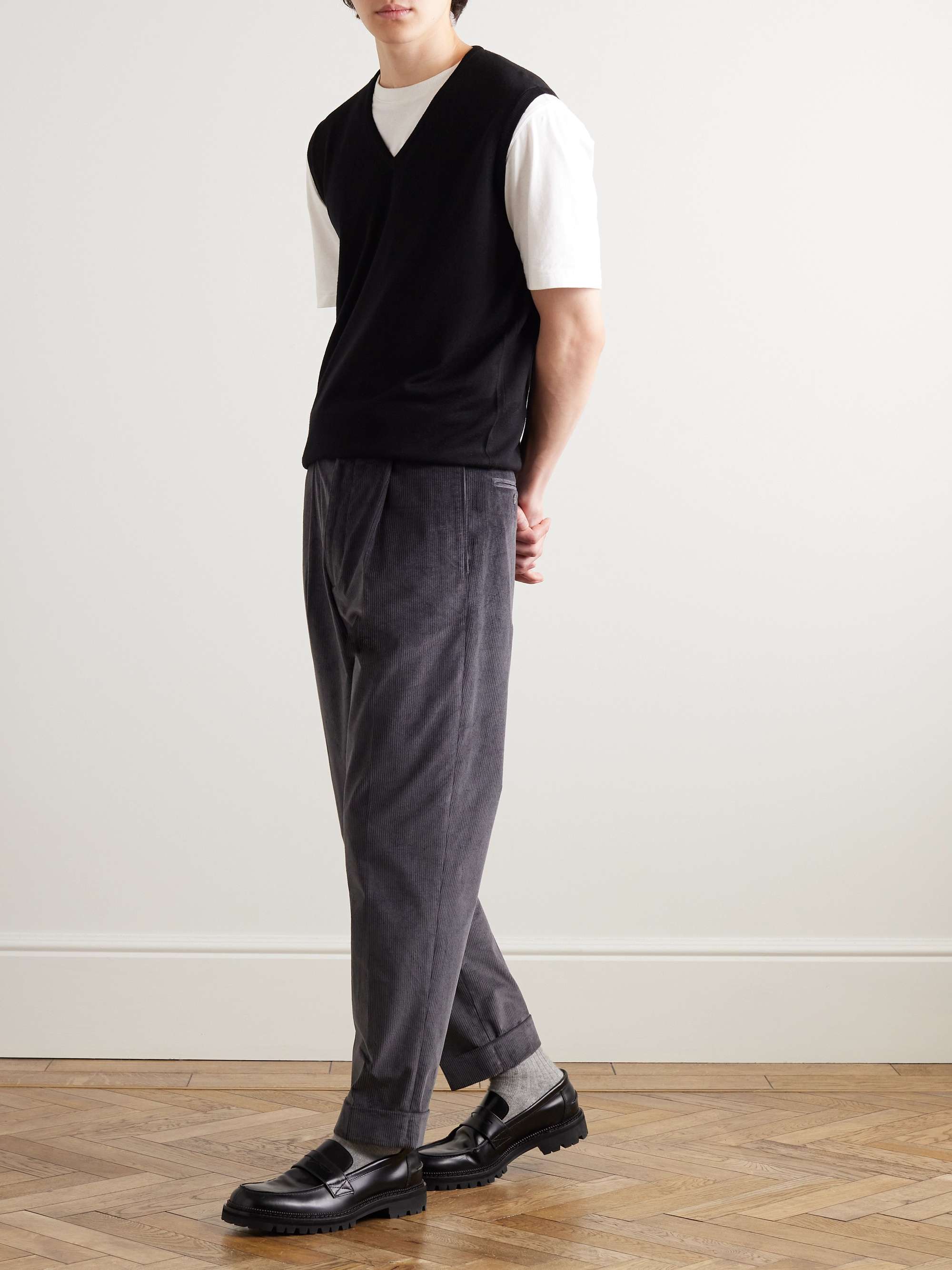 JOHN SMEDLEY Hadfield Merino Wool Sweater Vest for Men | MR PORTER