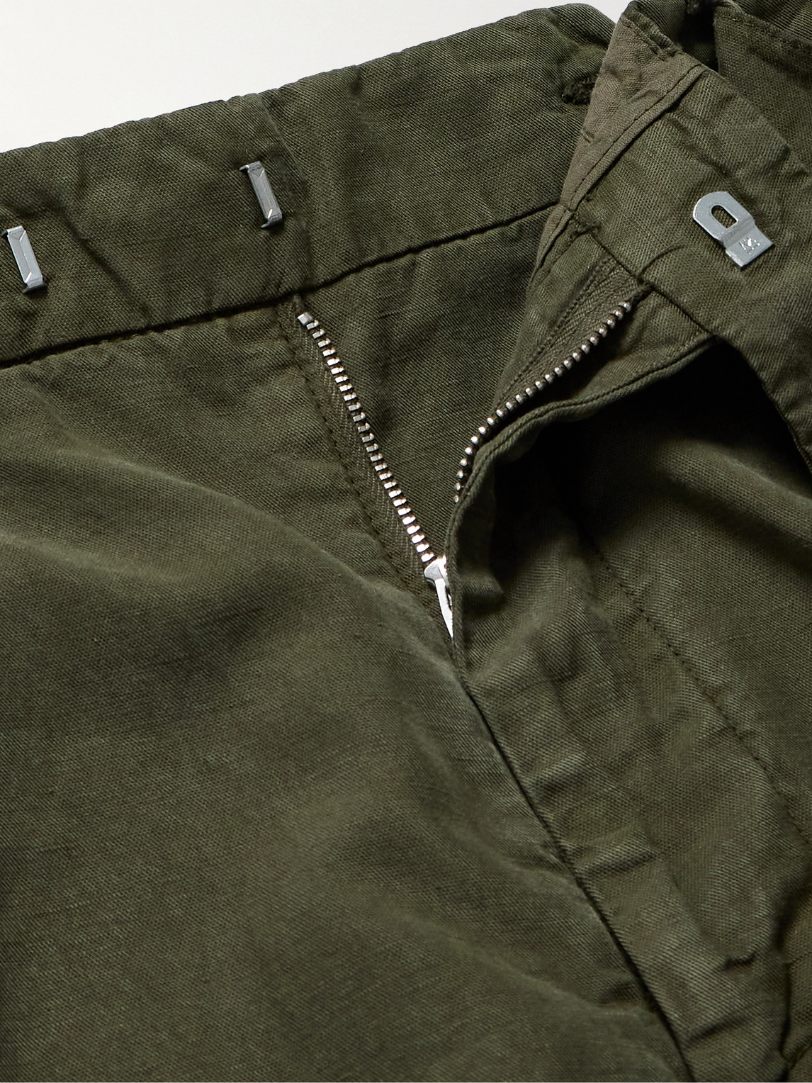 Shop Officine Generale Hugo Tapered Belted Lyocell, Linen And Cotton-blend Trousers In Green