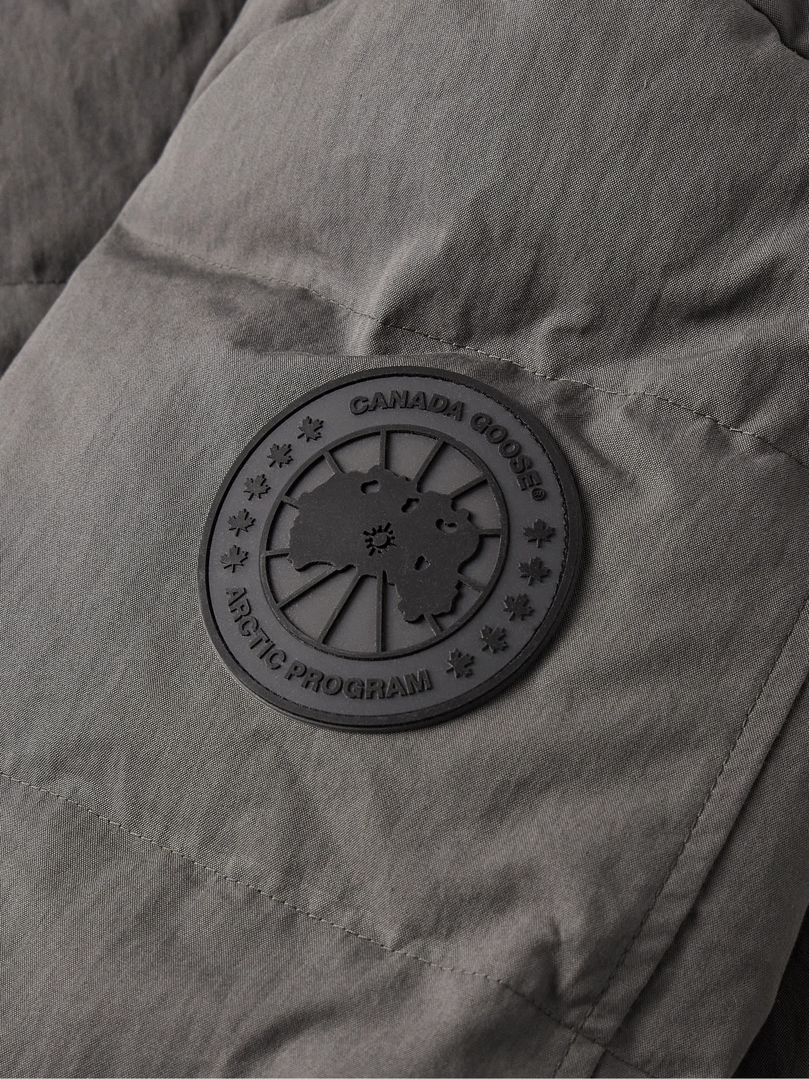 Shop Canada Goose Carson Logo-appliquéd Quilted Arctic Tech® Hooded Down Parka In Gray