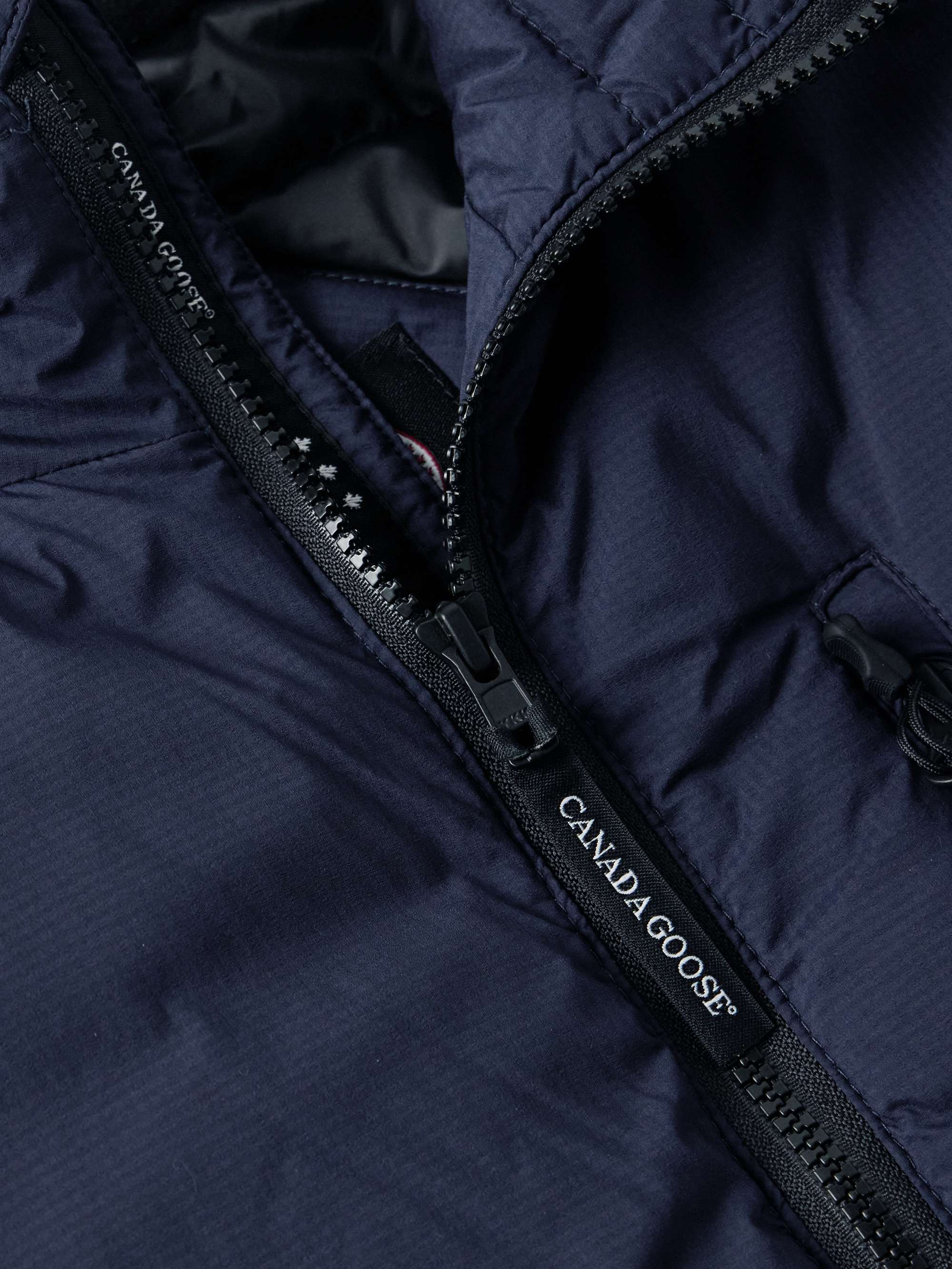 CANADA GOOSE جاكيت Lodge من قماش عازل مبطن ومحشو بالزغب