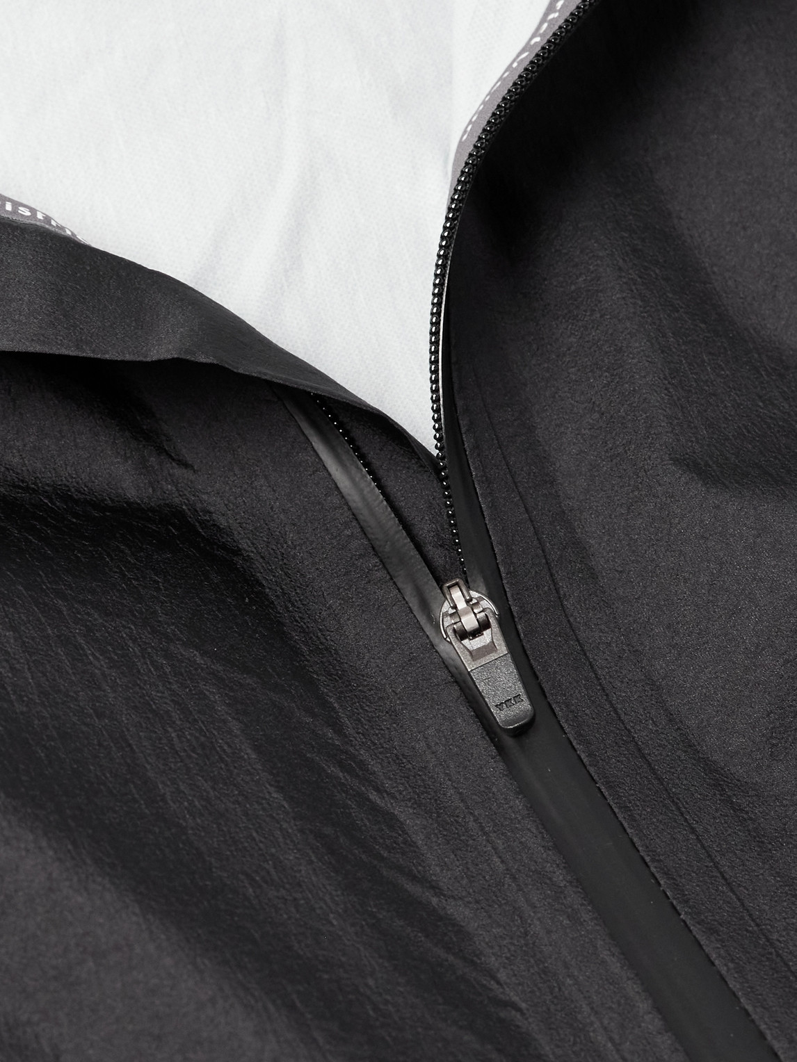District Vision Waterproof Hodded Jacket In Black