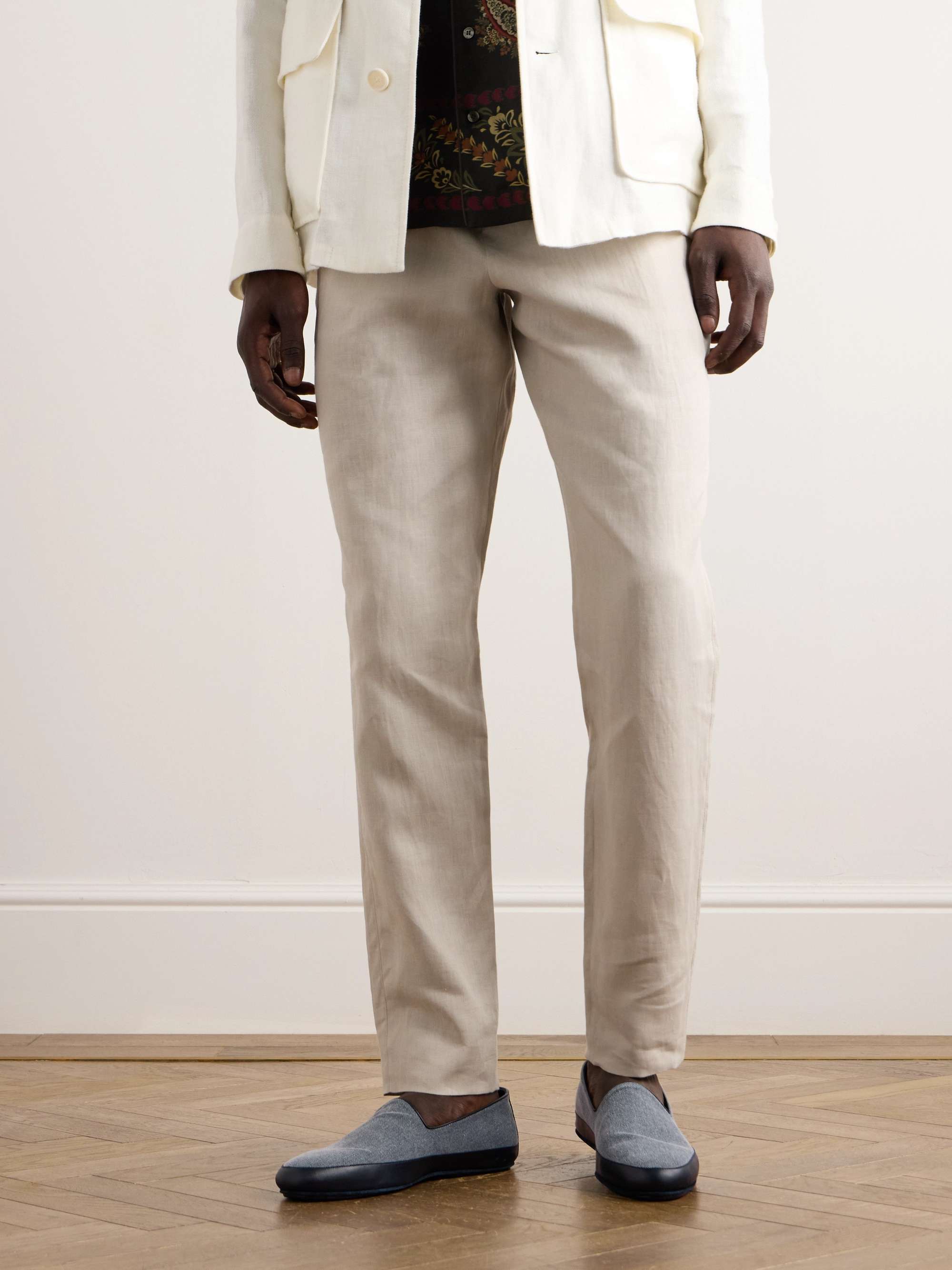 MANOLO BLAHNIK 