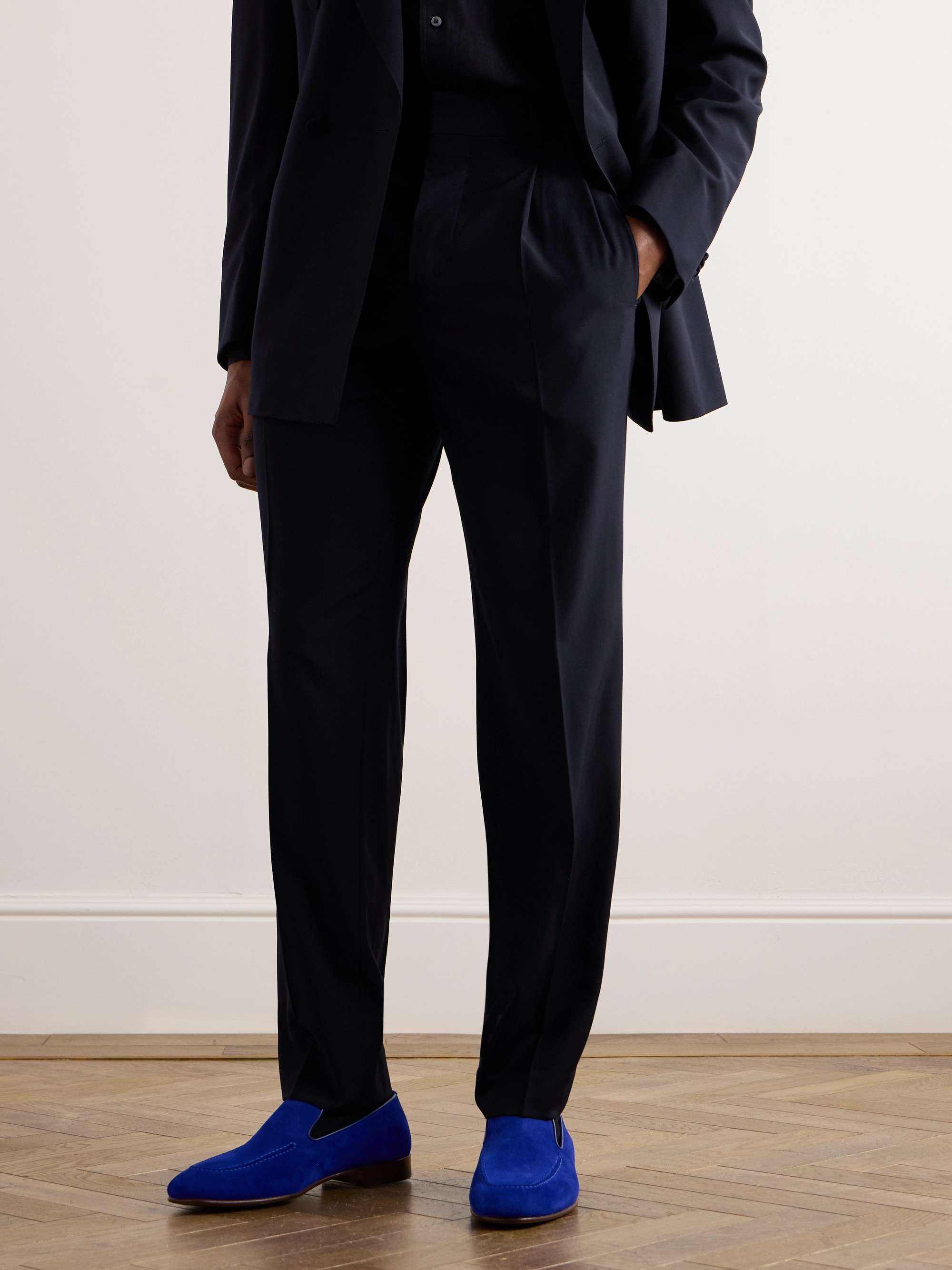 MANOLO BLAHNIK 