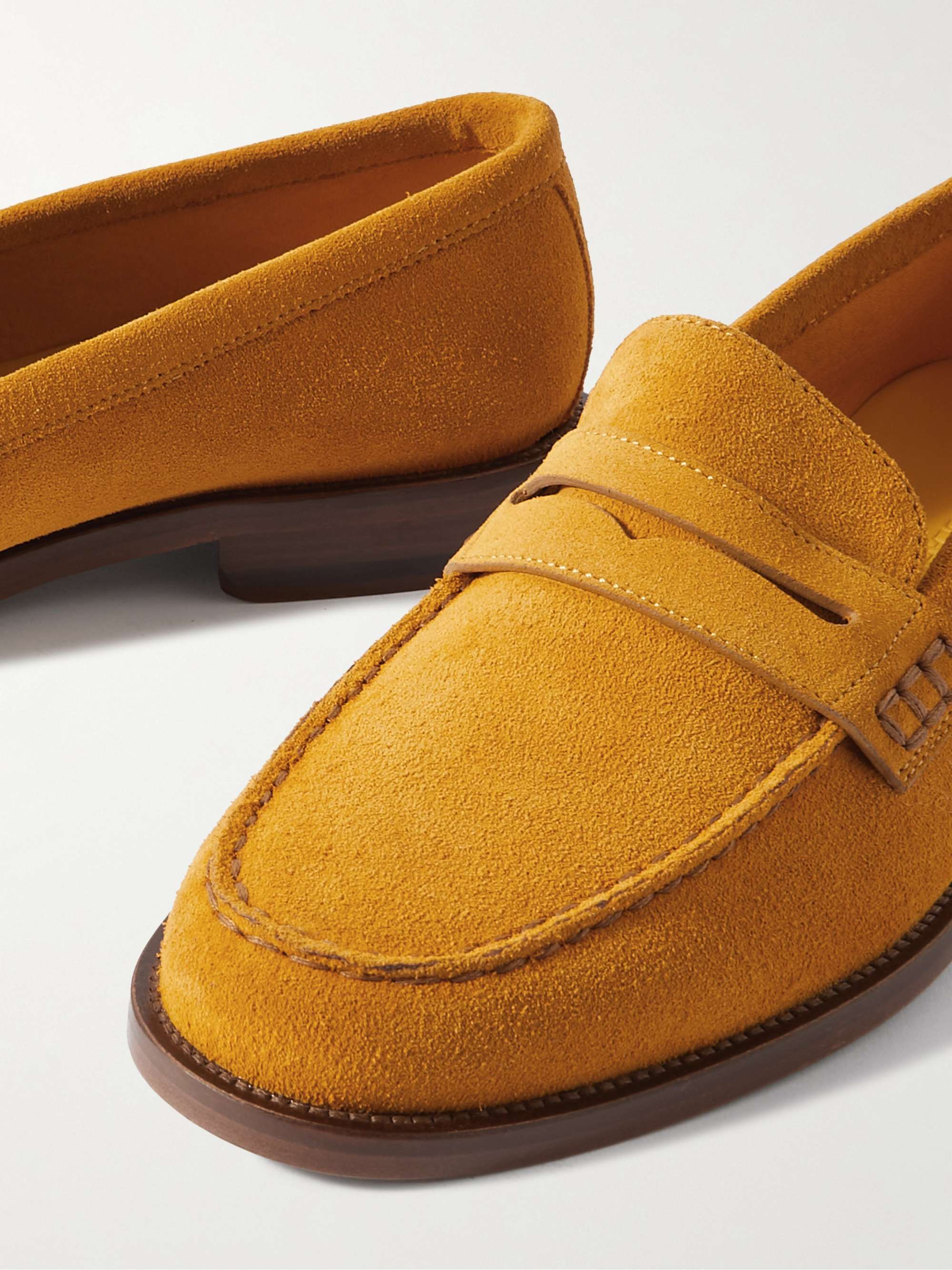 MANOLO BLAHNIK 
