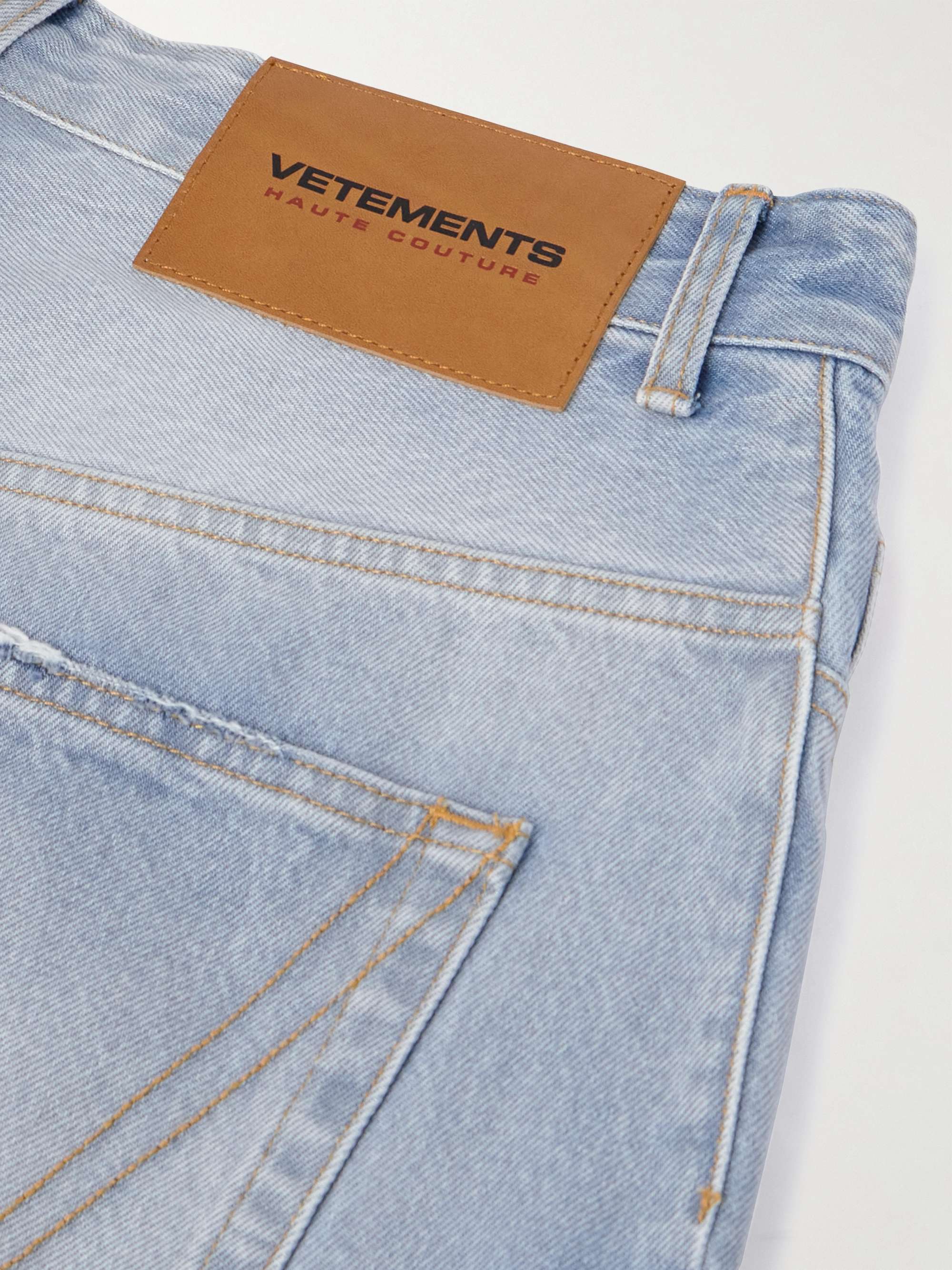 VETEMENTS 