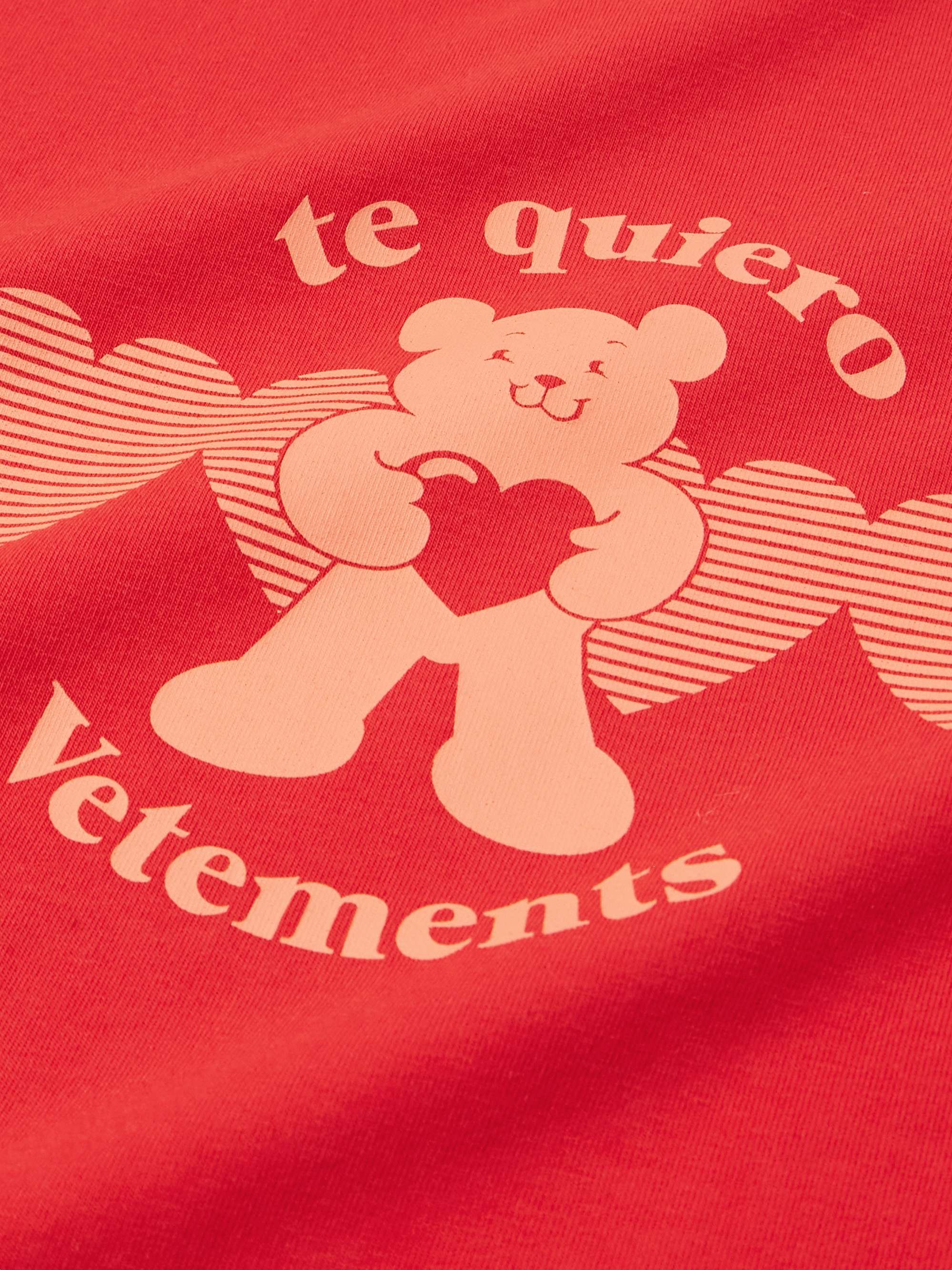 VETEMENTS 