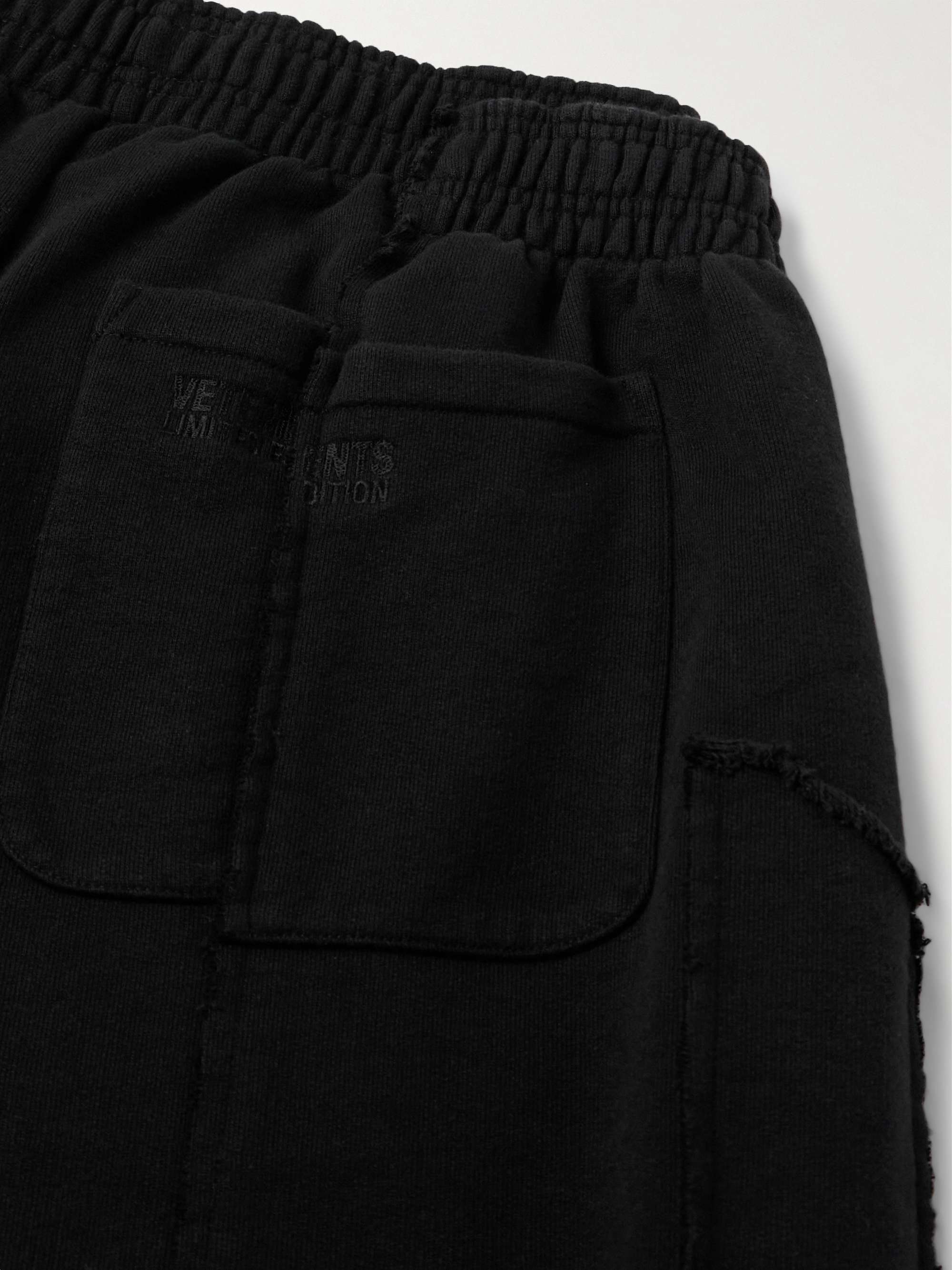 VETEMENTS 