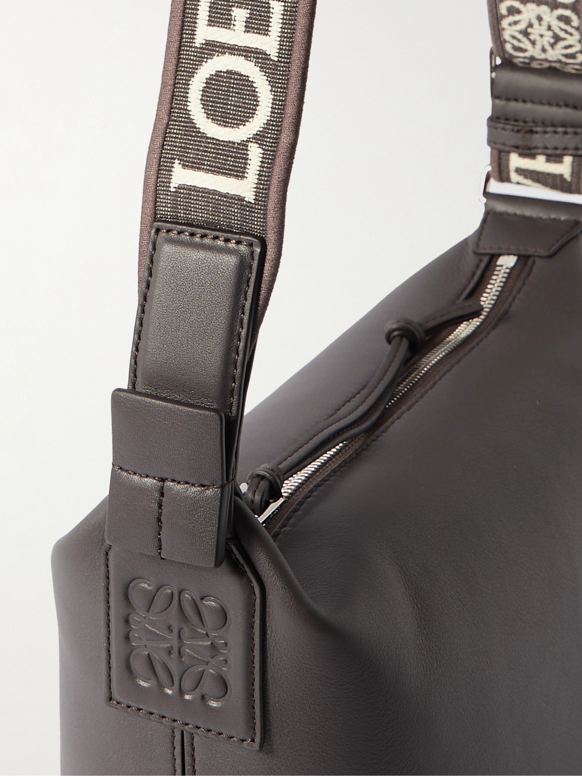 LOEWE CUBI LEATHER MESSENGER BAG