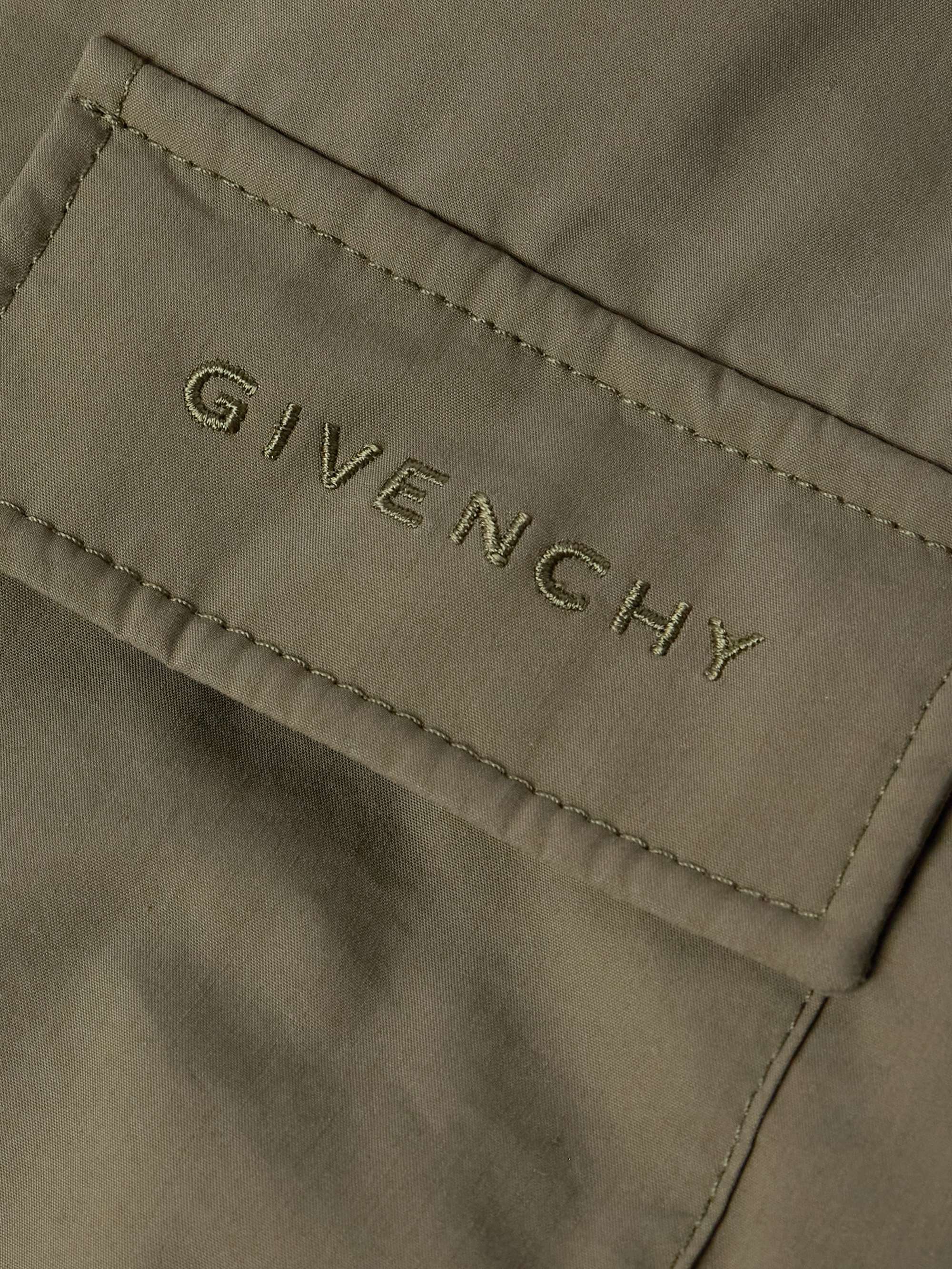 GIVENCHY 