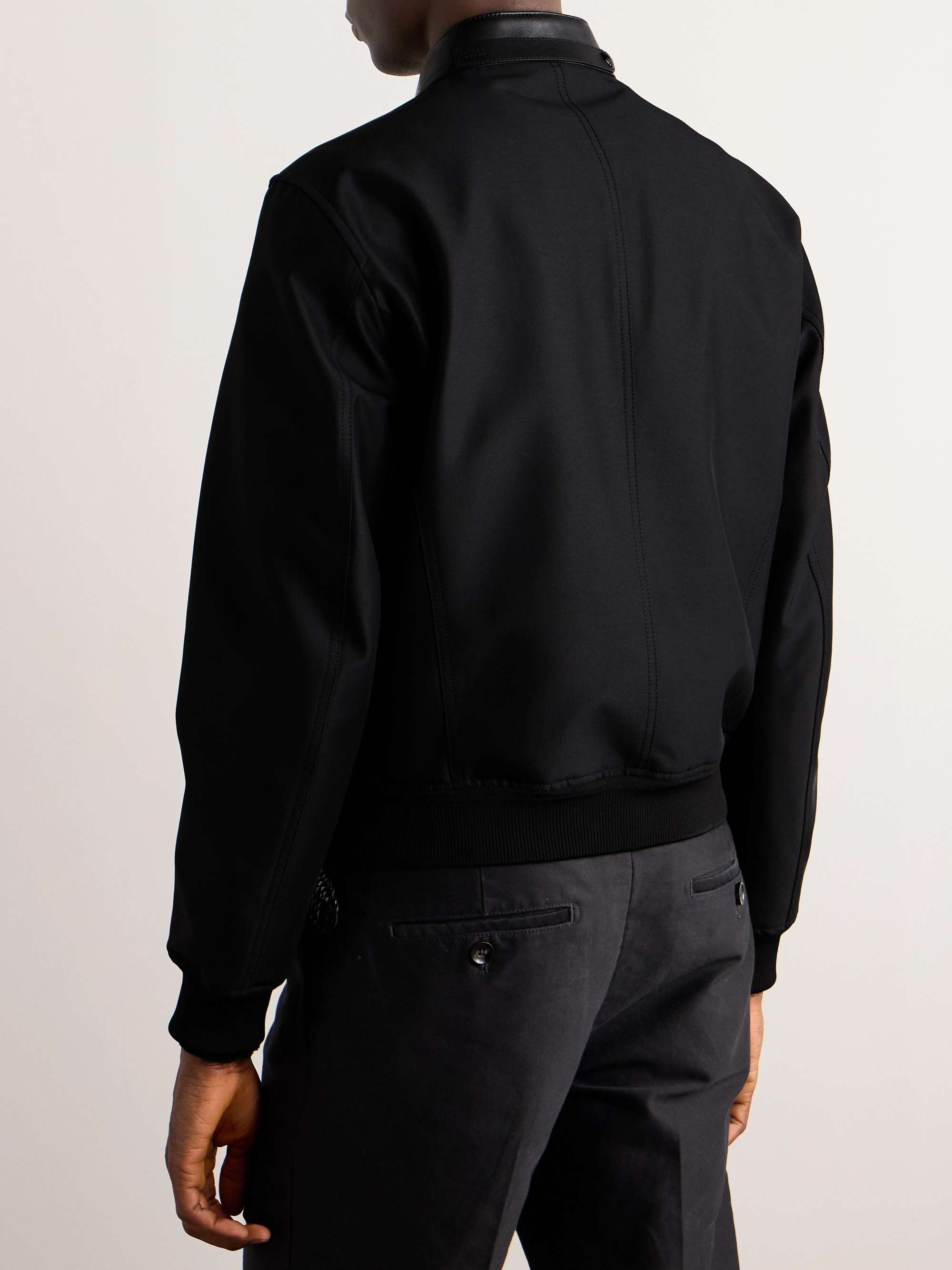 TOM FORD 