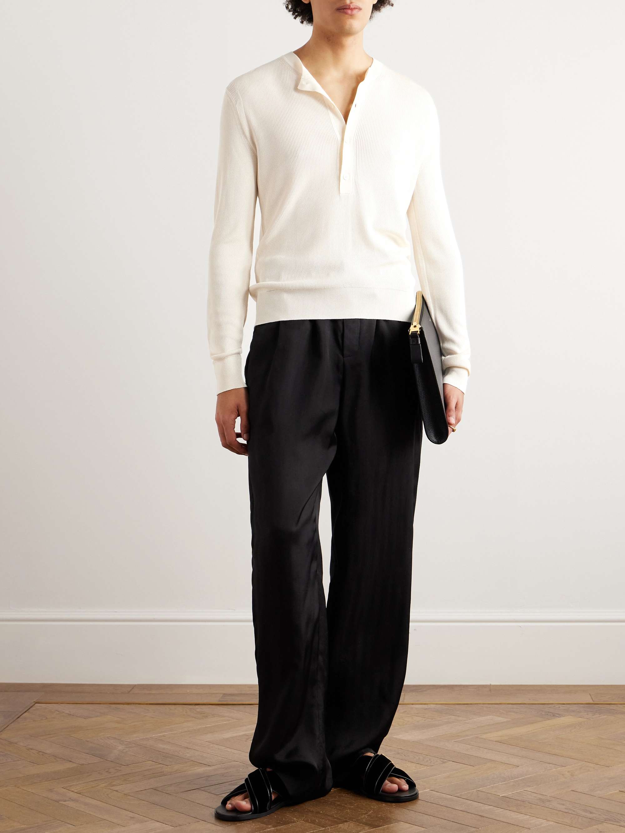 TOM FORD 