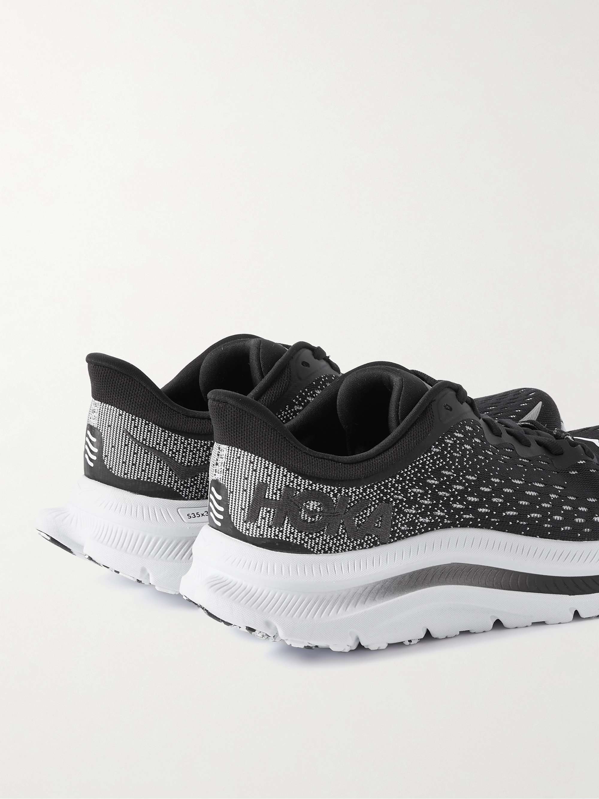 HOKA ONE ONE 