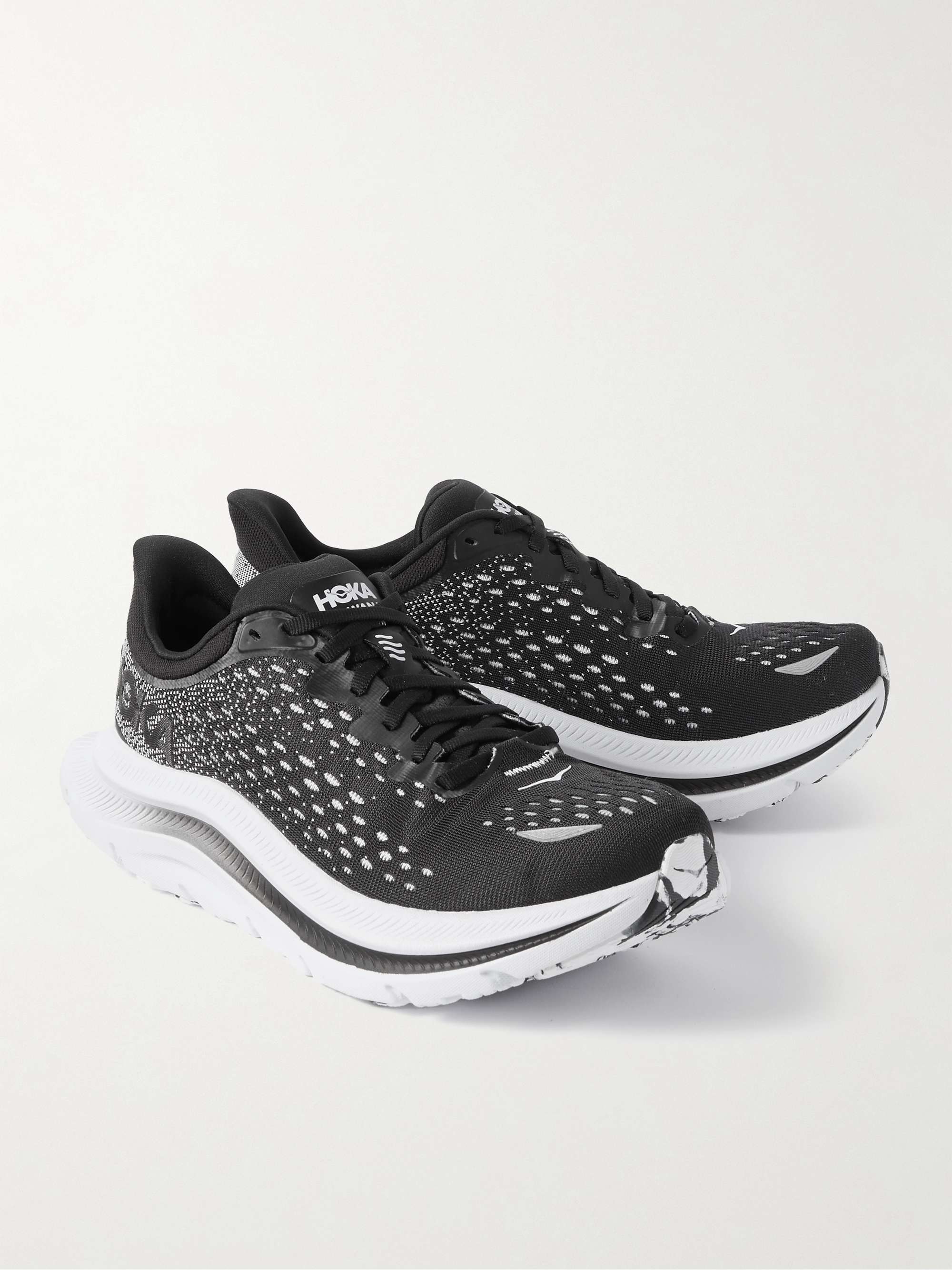 HOKA ONE ONE 