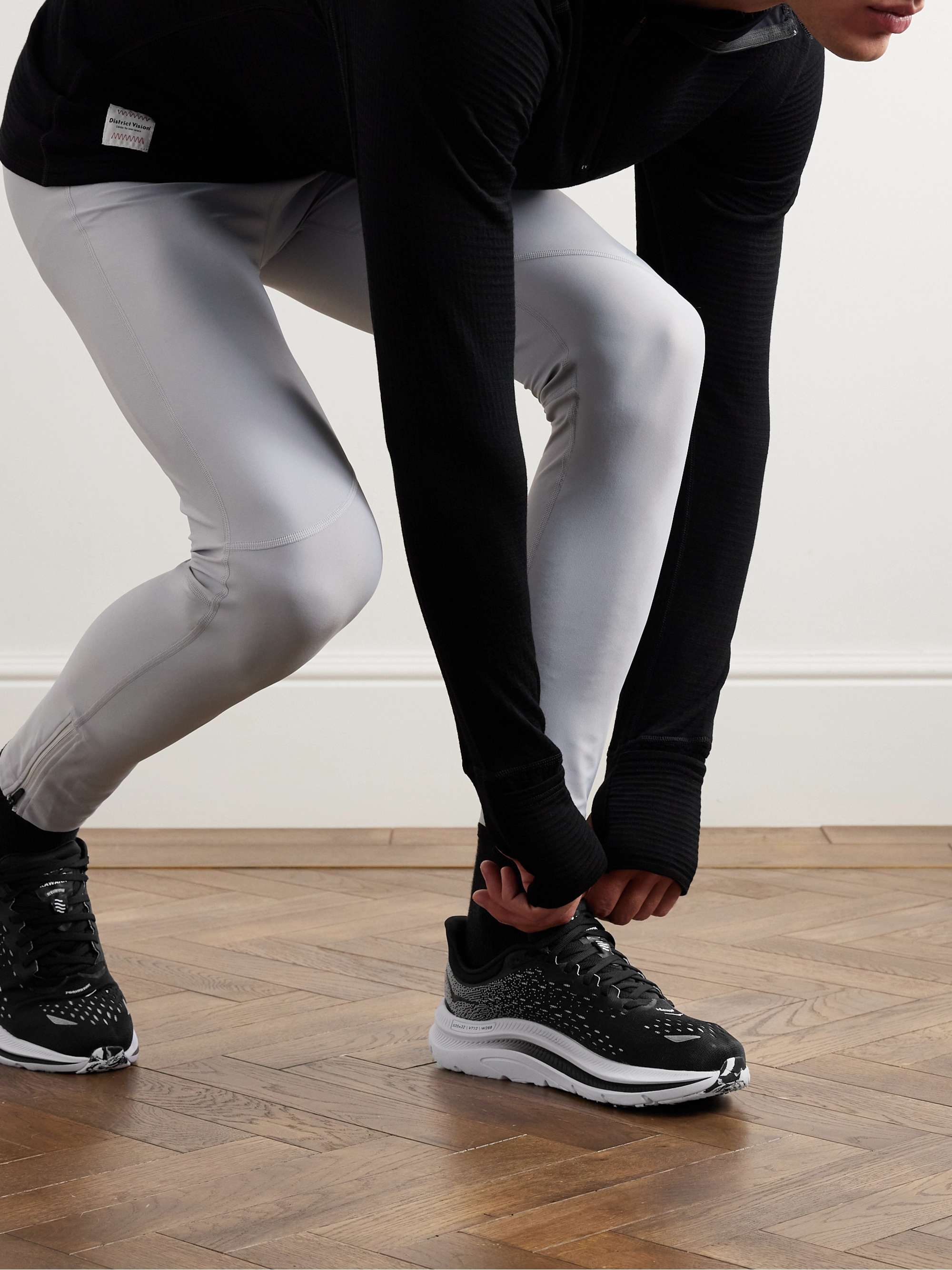 HOKA ONE ONE 