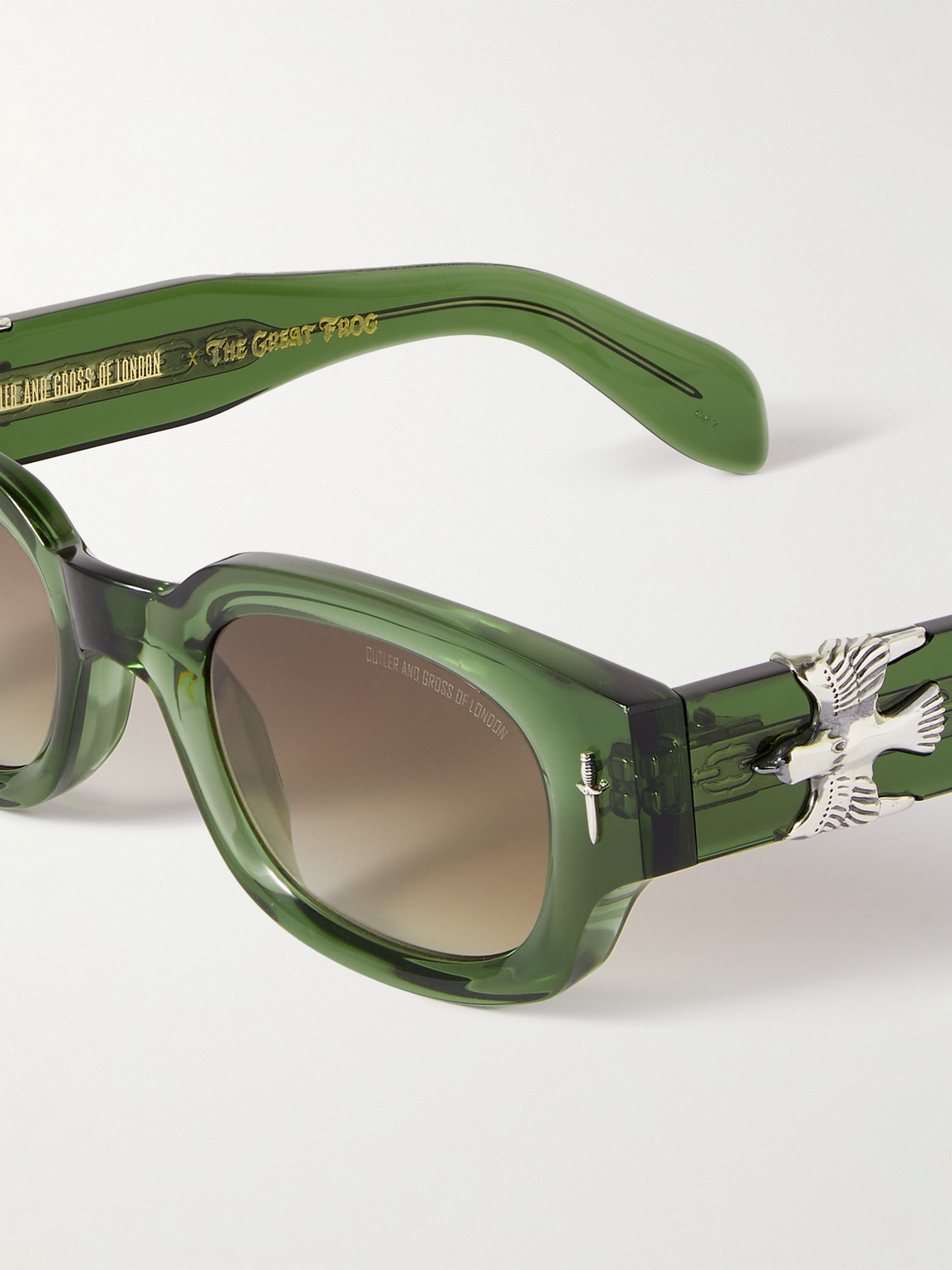 Shop Cutler And Gross The Great Frog The Dagger D-frame Acetate Sunglasses In Green